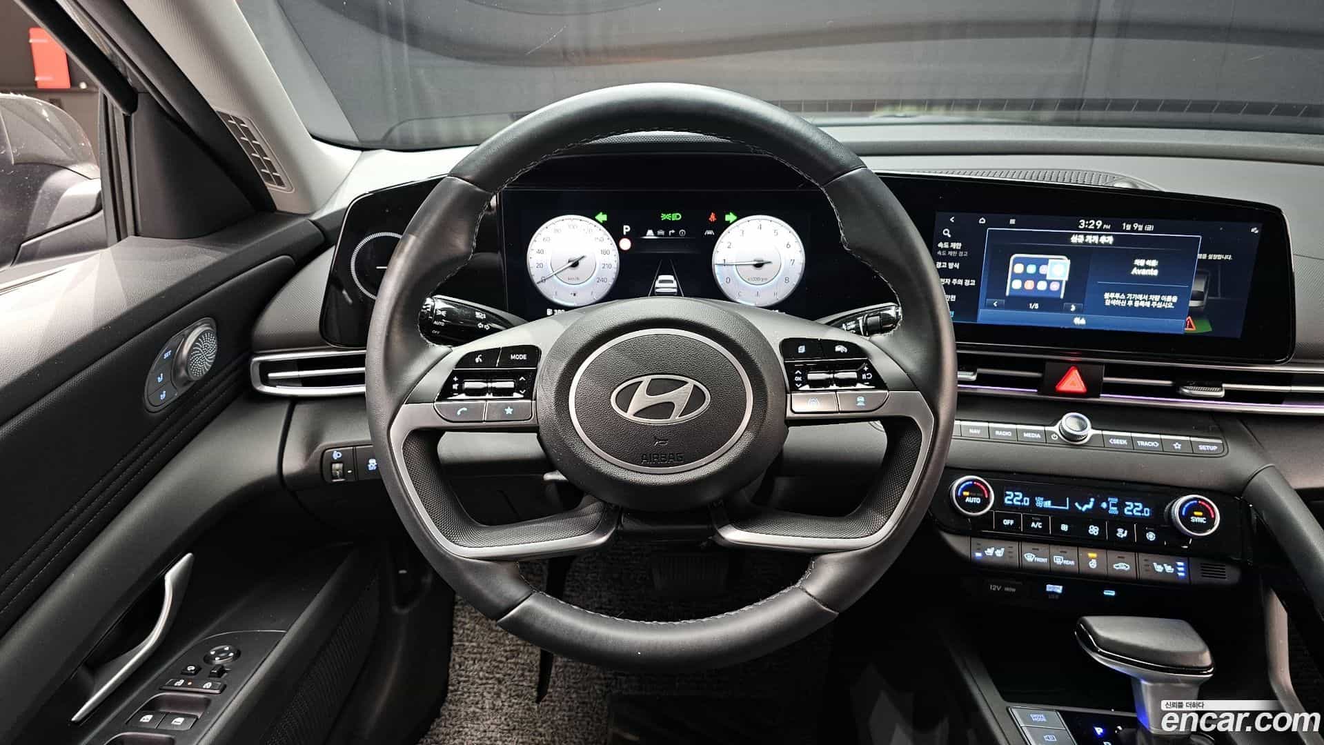 AVANTE Hyundai 2023.11-OPTION-017