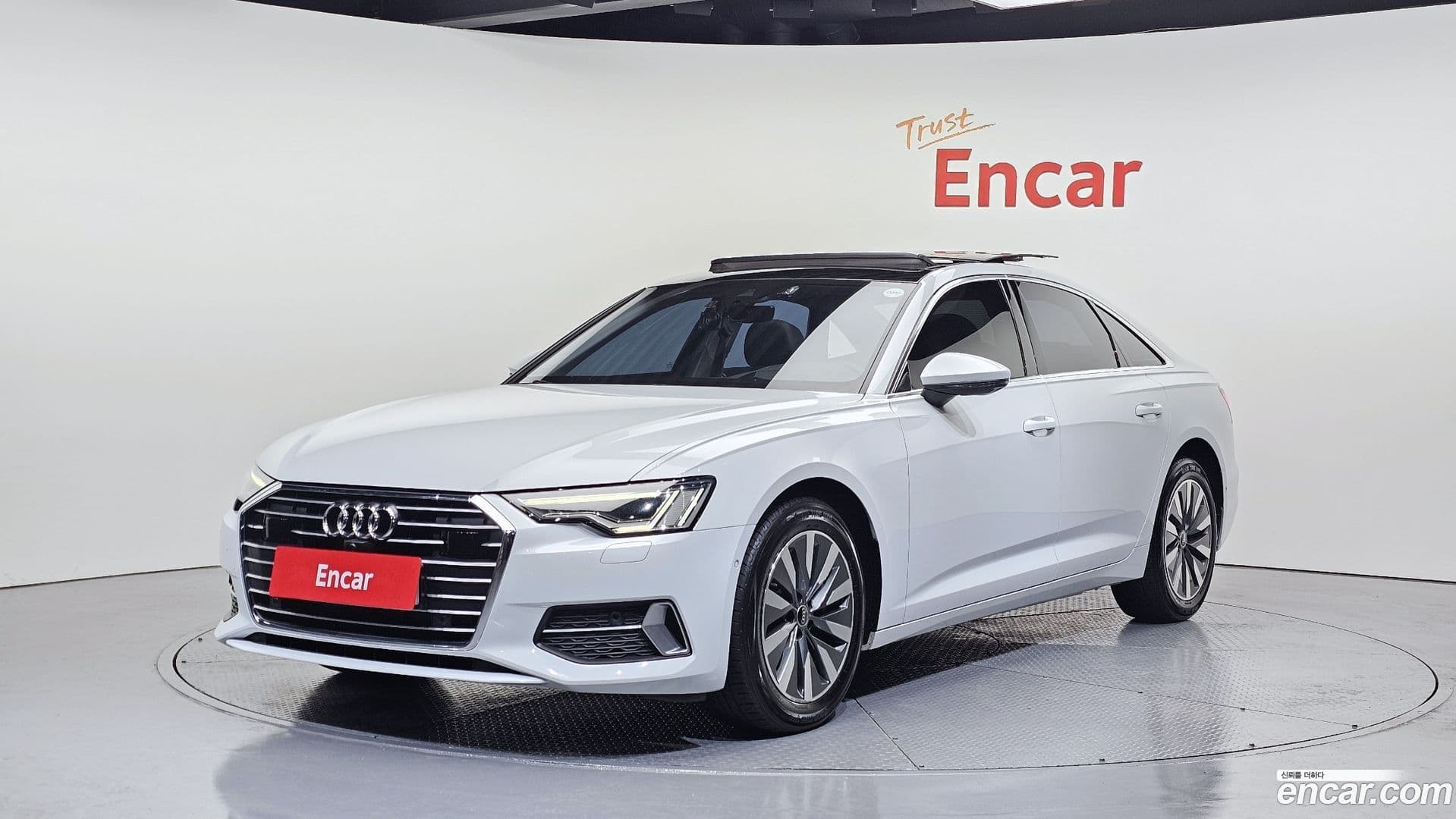 Main__Slider__Photo:A6 Audi 2021.9-0