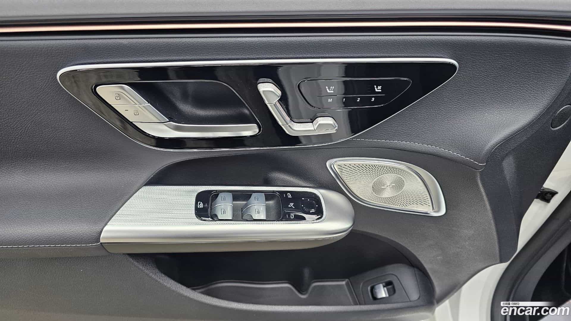 EQE Mercedes-Benz 2023.11-OPTION-019