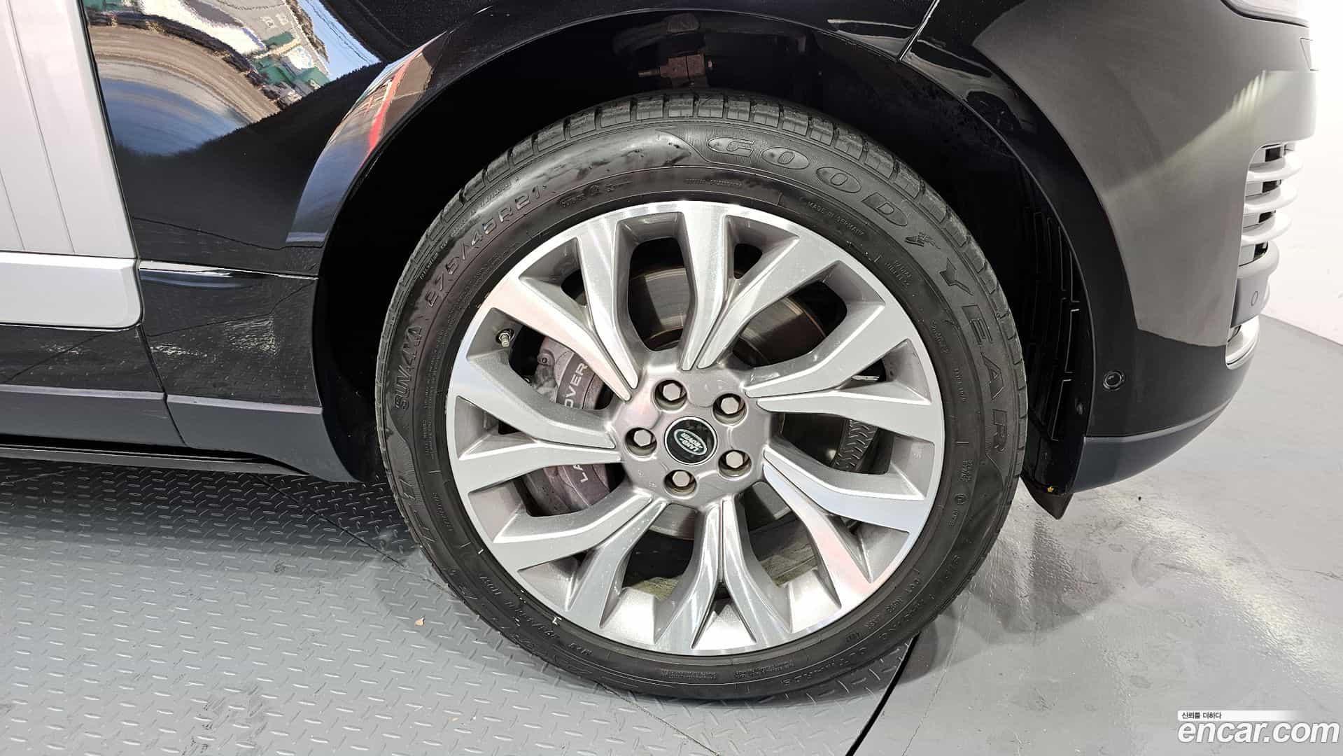 Range Rover Land Rover 2019.4-OUTER-005