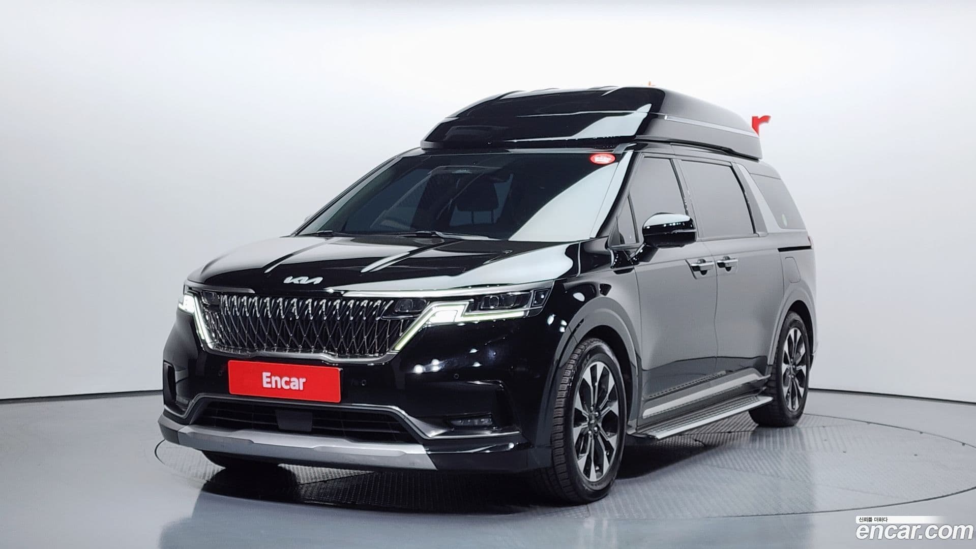 Main__Slider__Photo:Canival Kia 2022.10-0