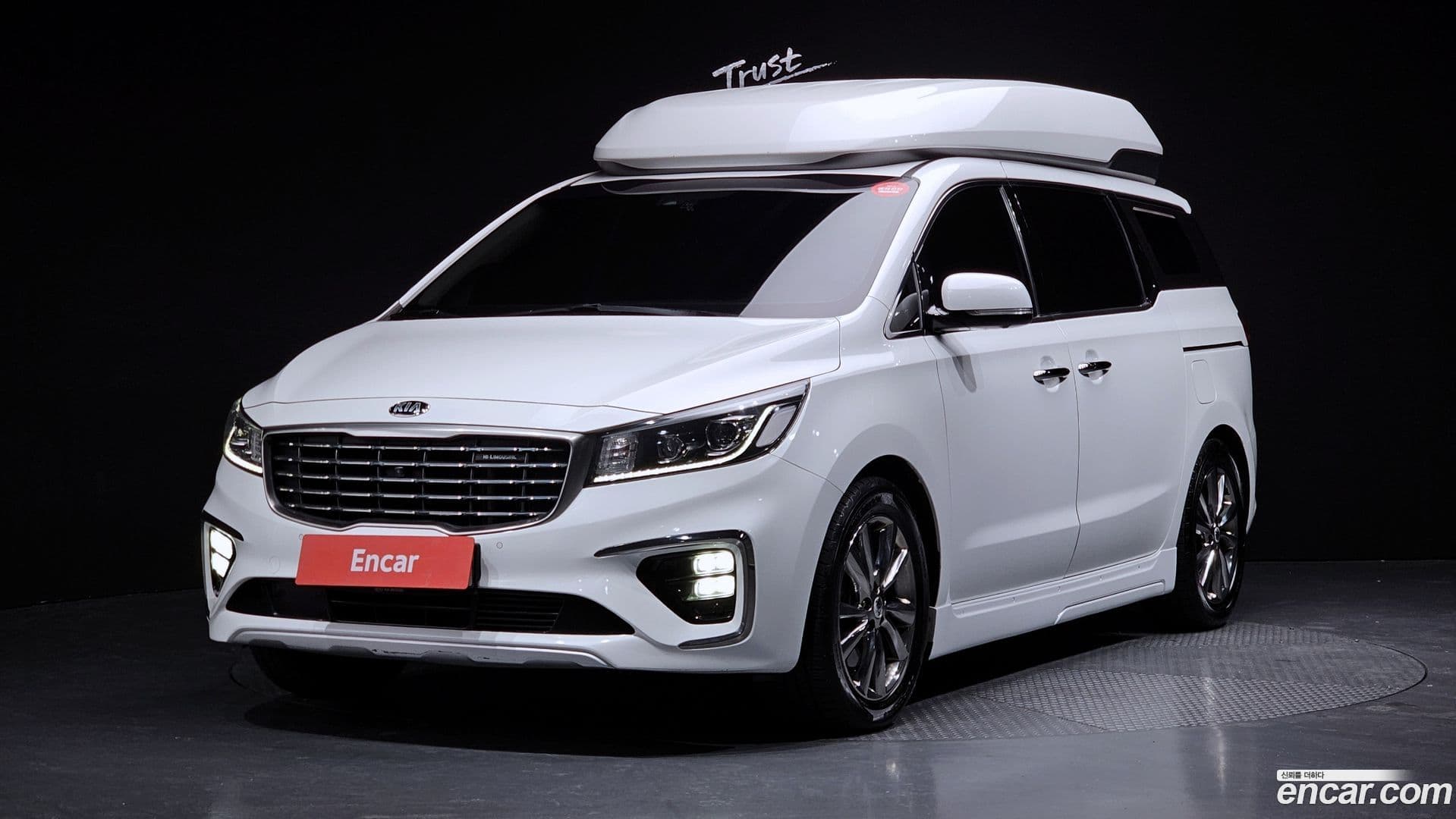 Main__Slider__Photo:Canival Kia 2020.6-0