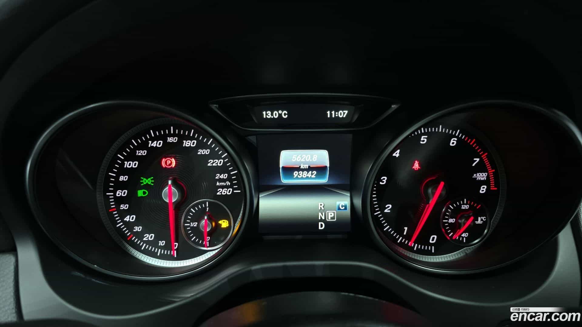 CLA-Class Mercedes-Benz 2018.9-INNER-008