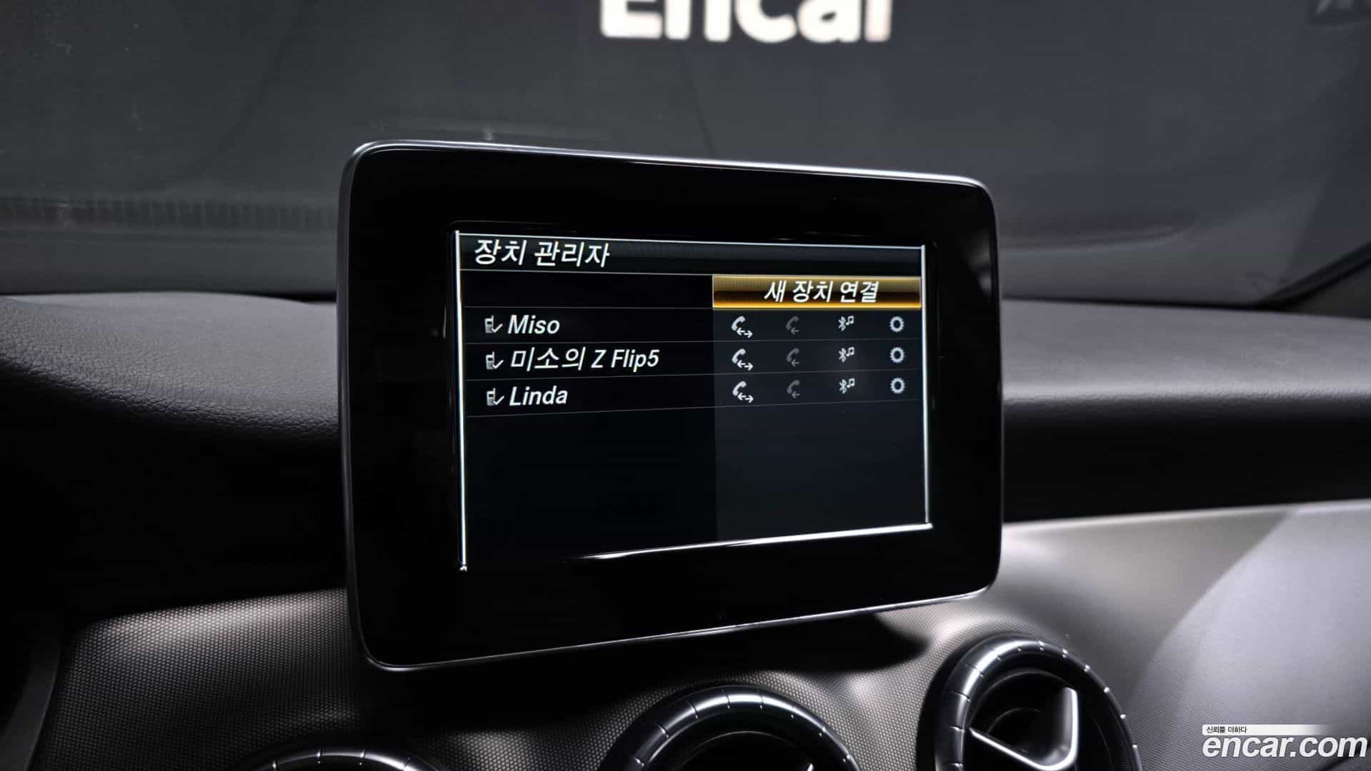 CLA-Class Mercedes-Benz 2018.9-OPTION-020
