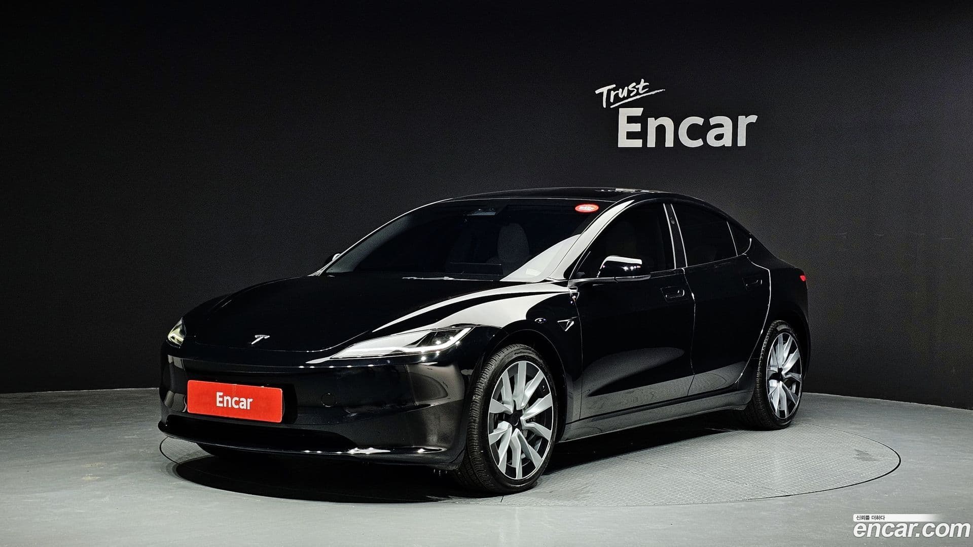 Main__Slider__Photo:Model 3 Tesla 2024.4-0