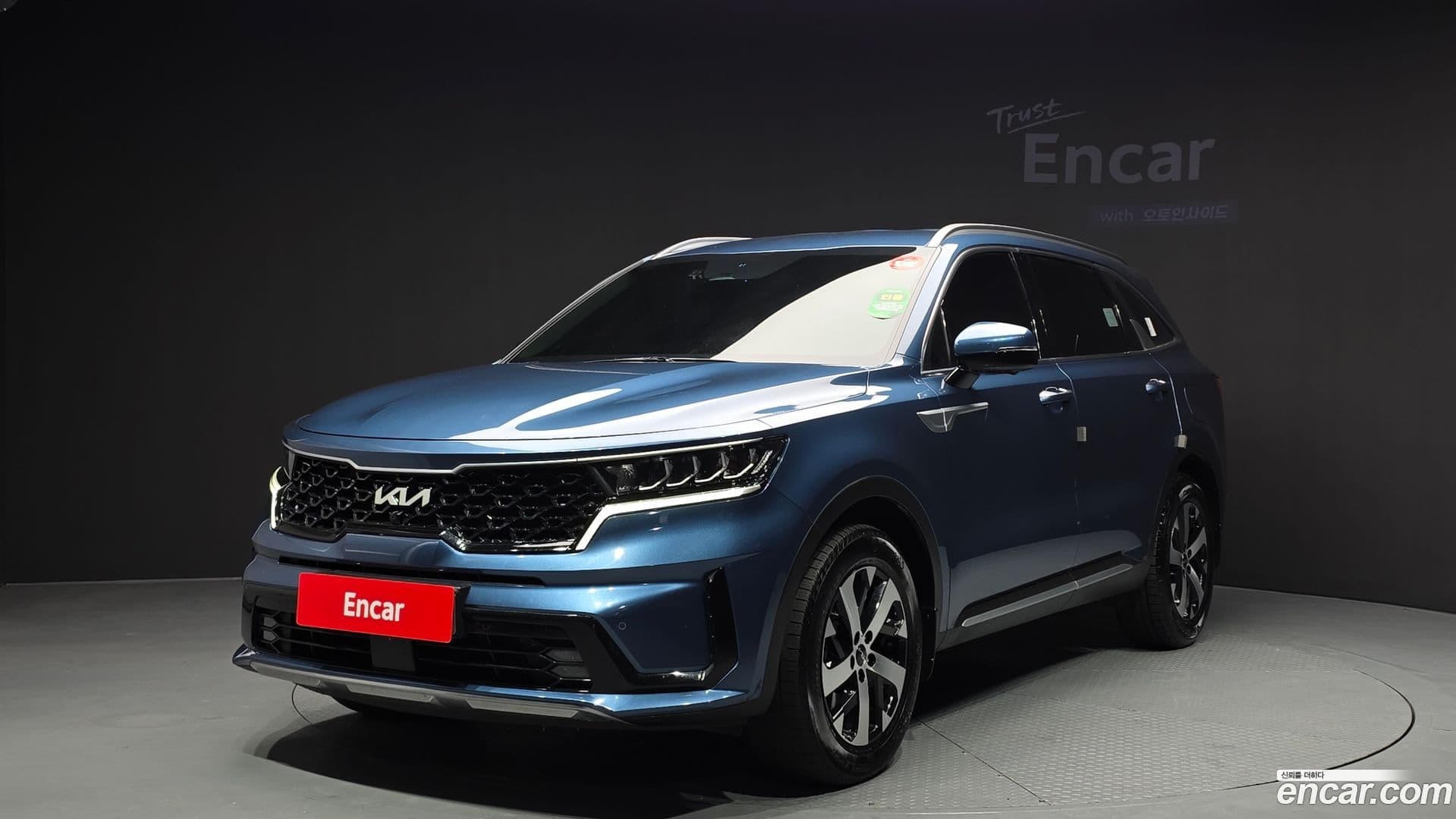 Main__Slider__Photo:Sorento Kia 2023.6-0