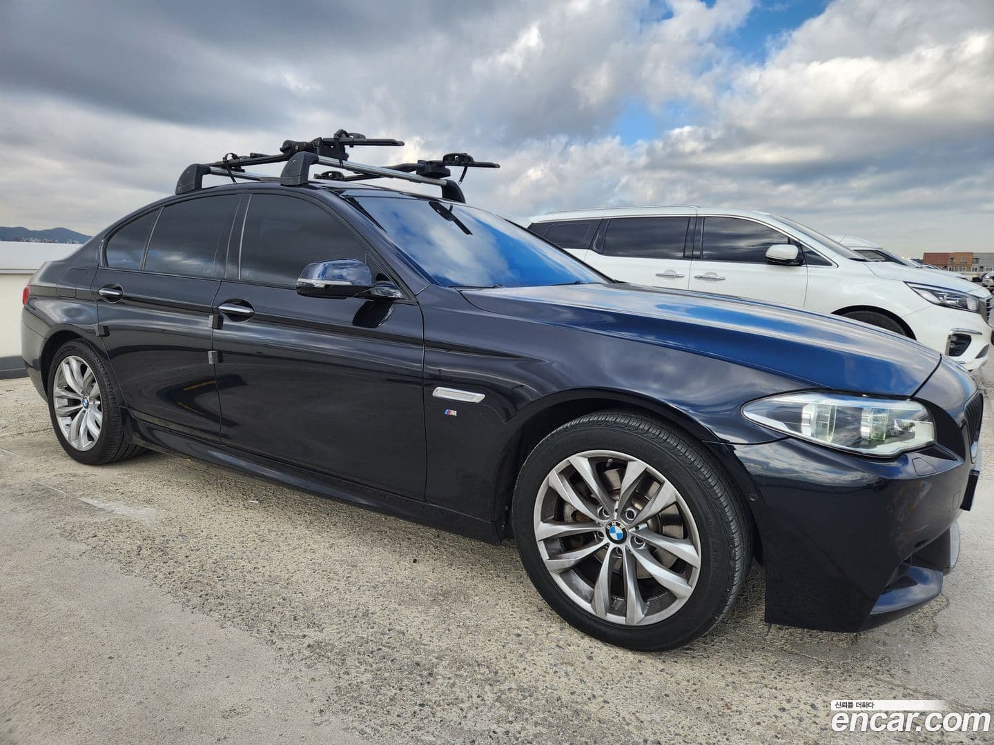 Main__Slider__Photo:5-Series BMW 2015.8-0