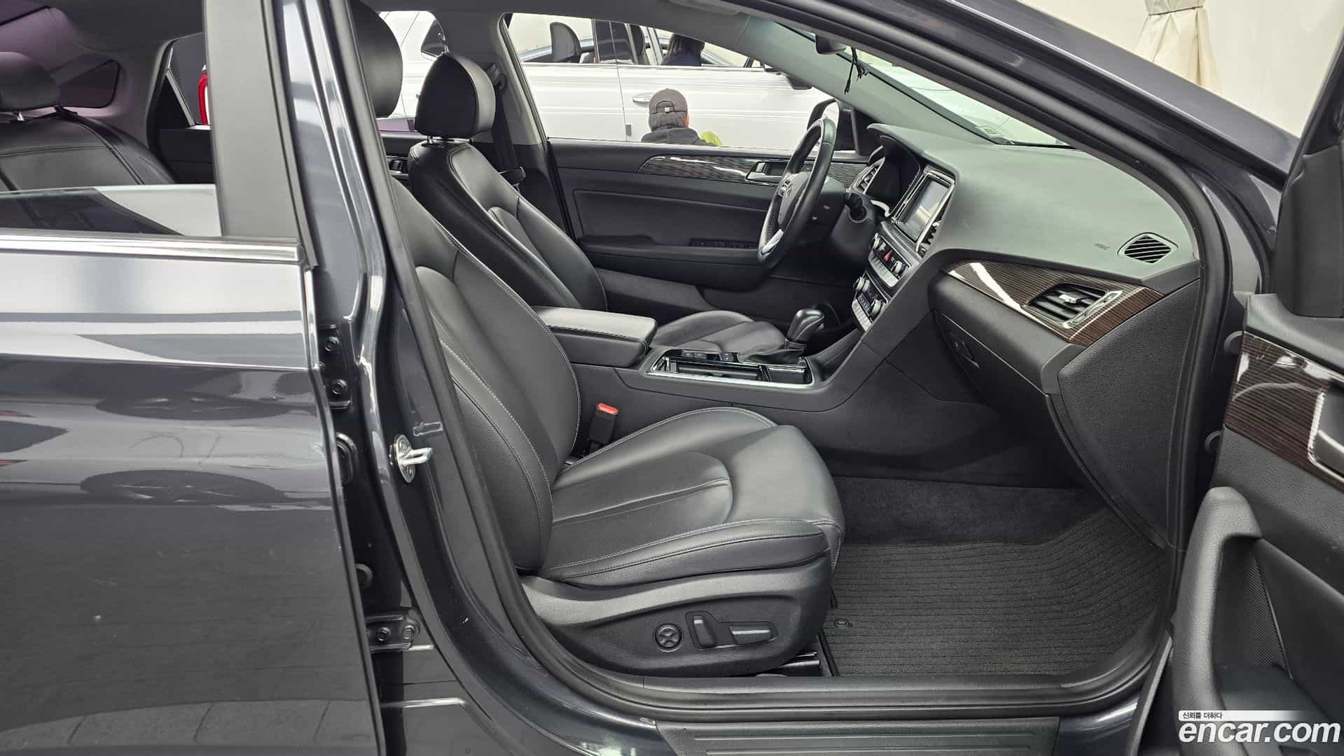 Sonata Hyundai 2018.2-OPTION-015