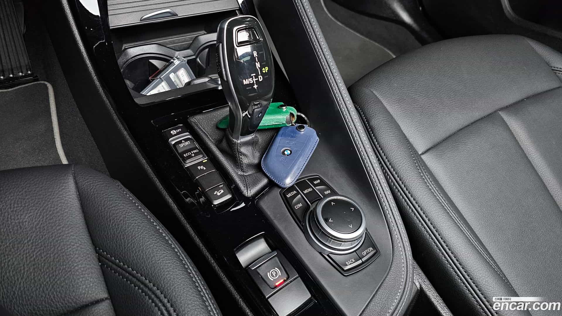 X1 BMW 2022.2-INNER-009