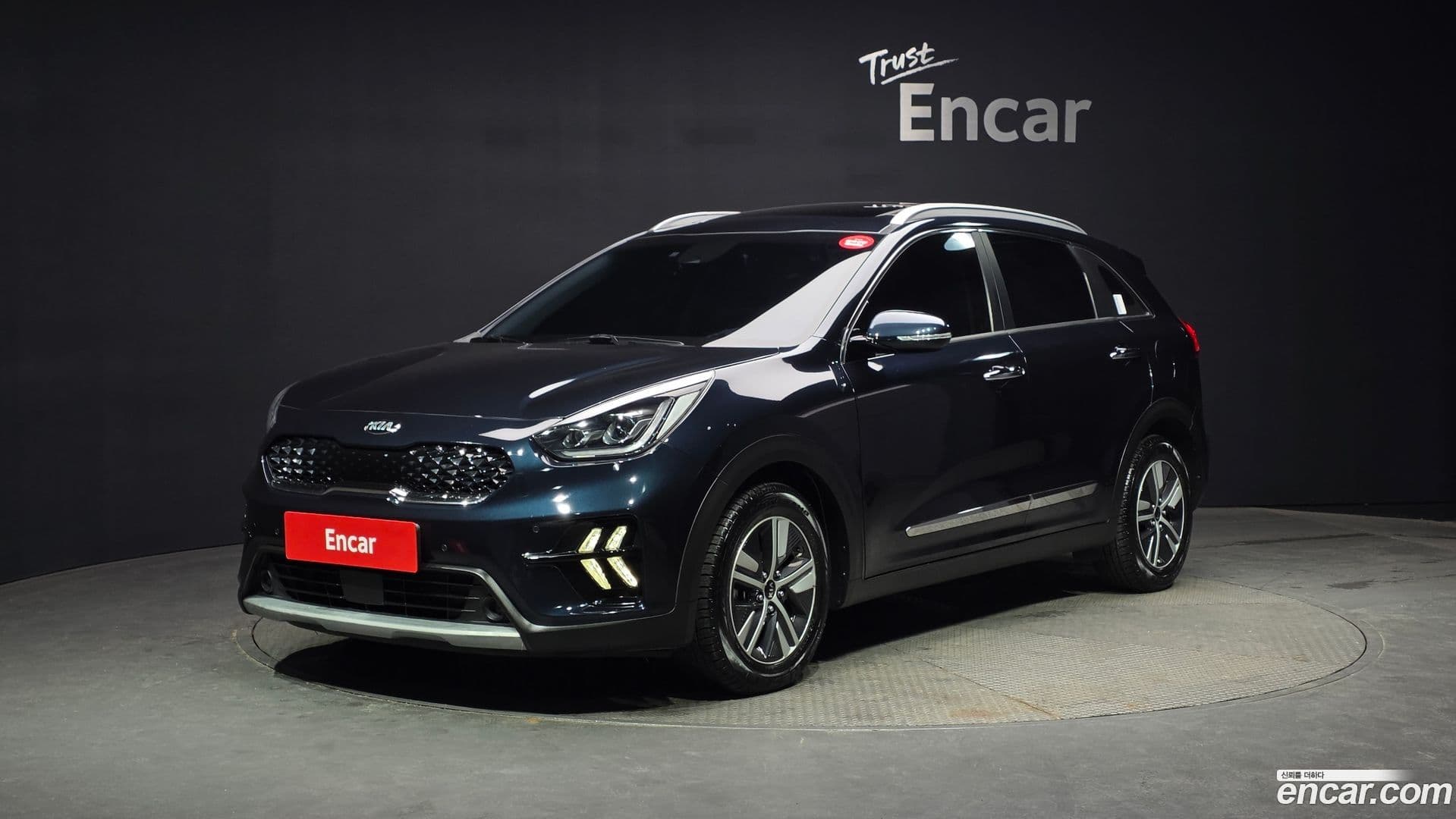 Main__Slider__Photo:Niro Kia 2020.2-0