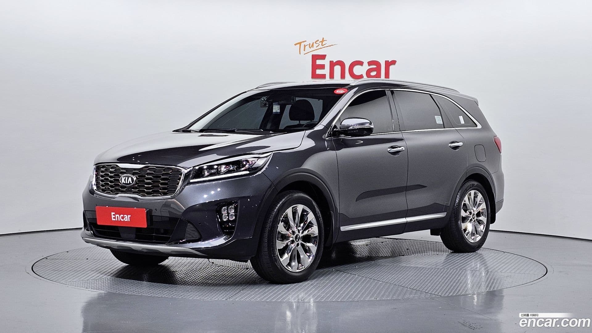Main__Slider__Photo:Sorento Kia 2019.10-0