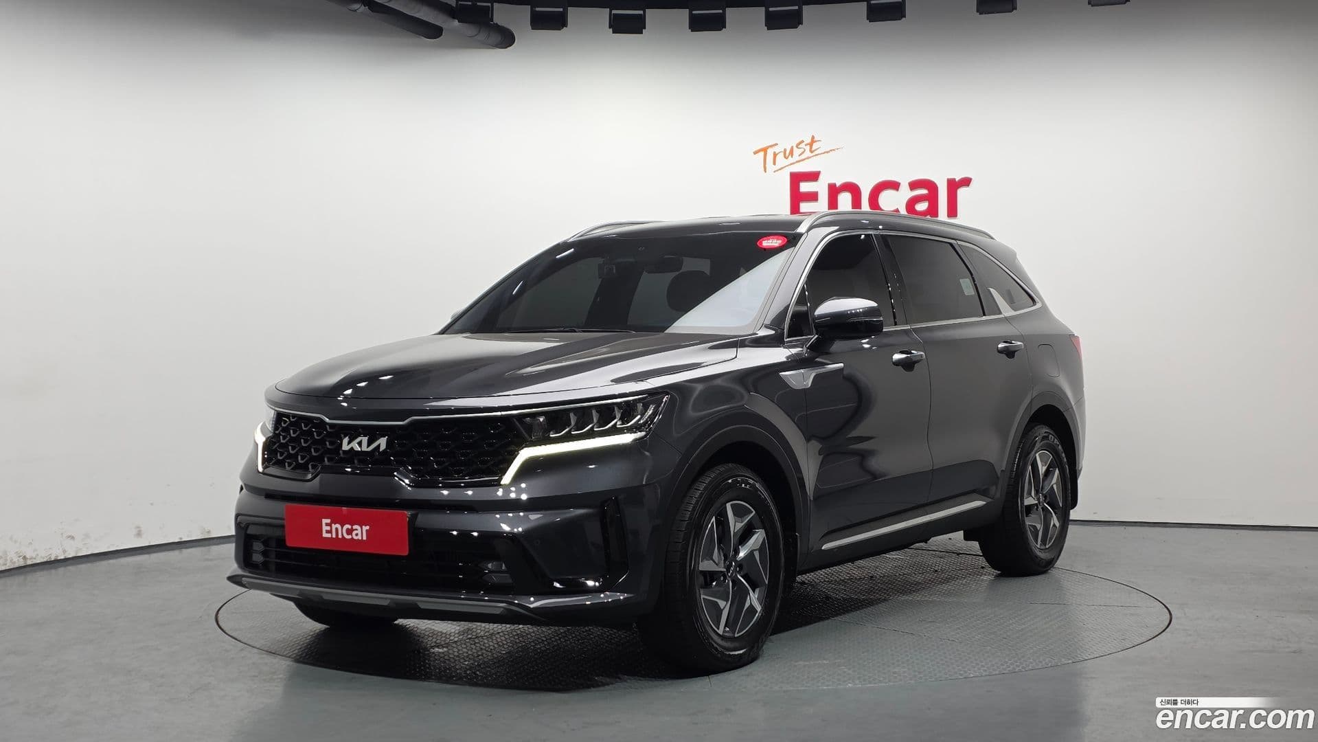 Main__Slider__Photo:Sorento Kia 2021.11-0