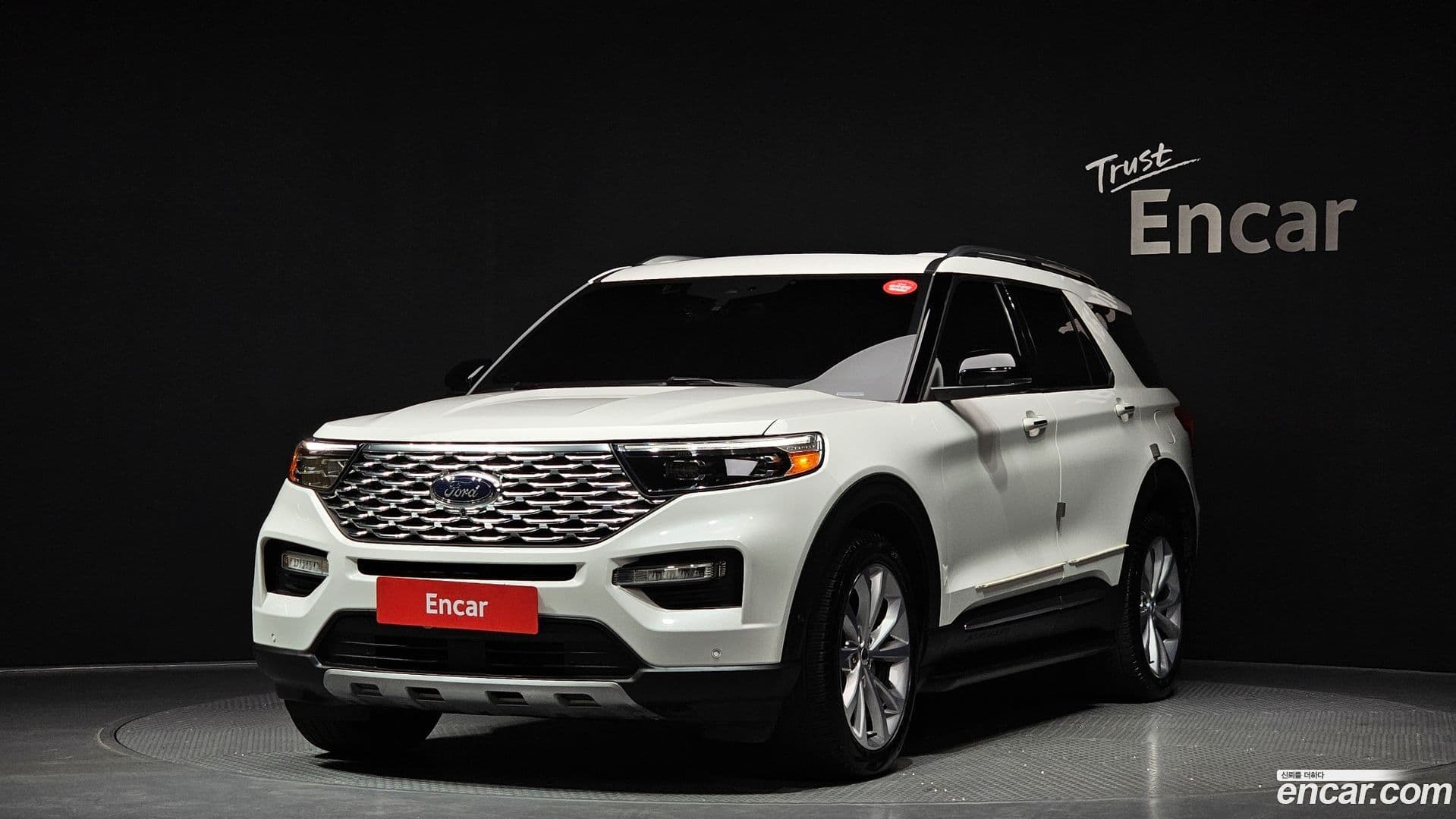 Main__Slider__Photo:Explorer Ford 2021.9-0