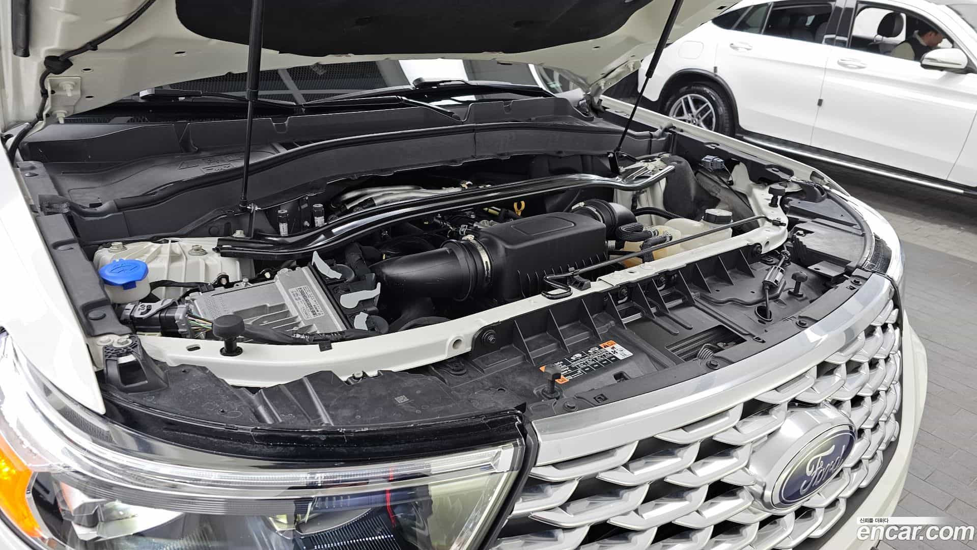 Explorer Ford 2021.9-INNER-006