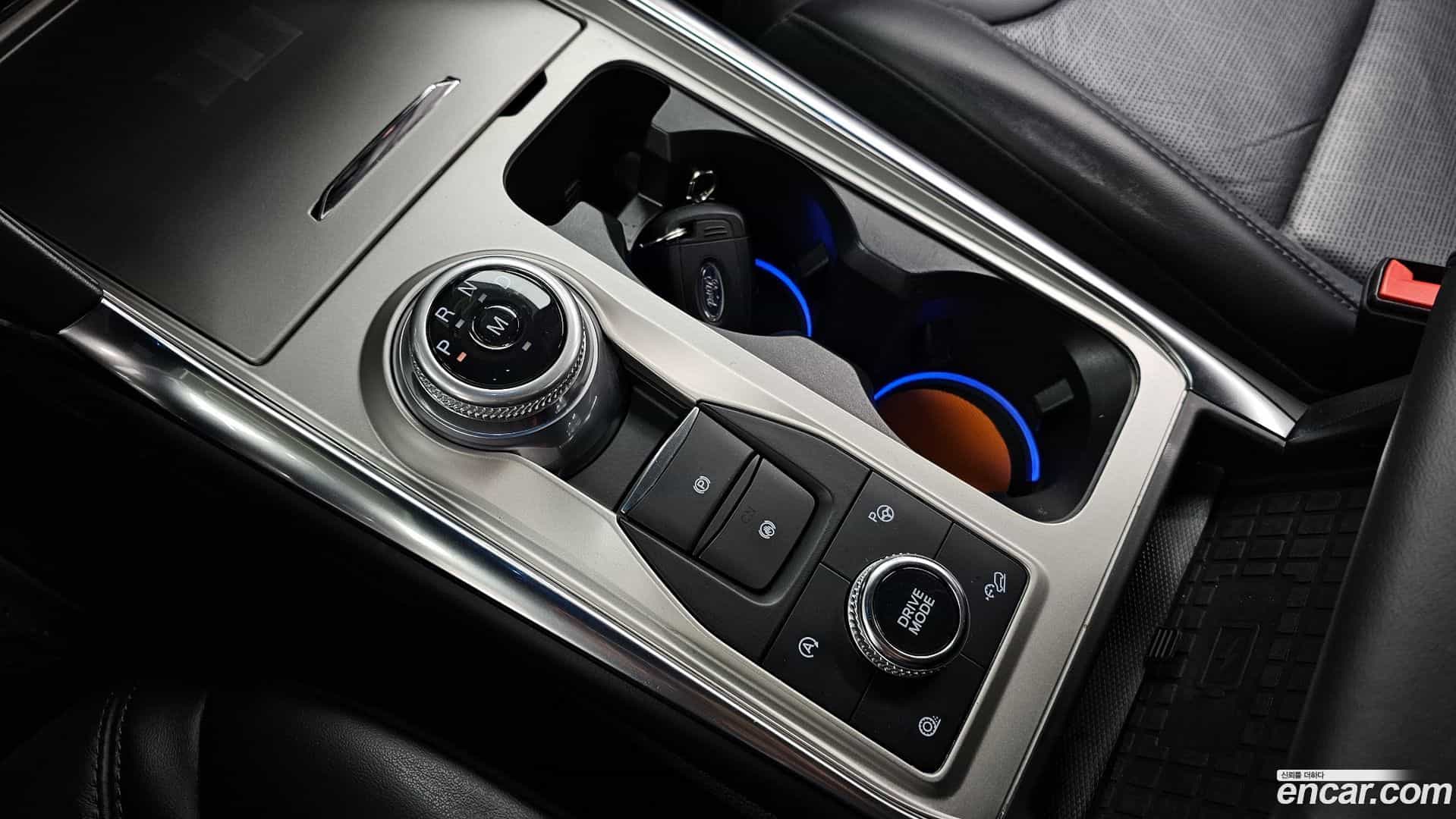 Explorer Ford 2021.9-INNER-009