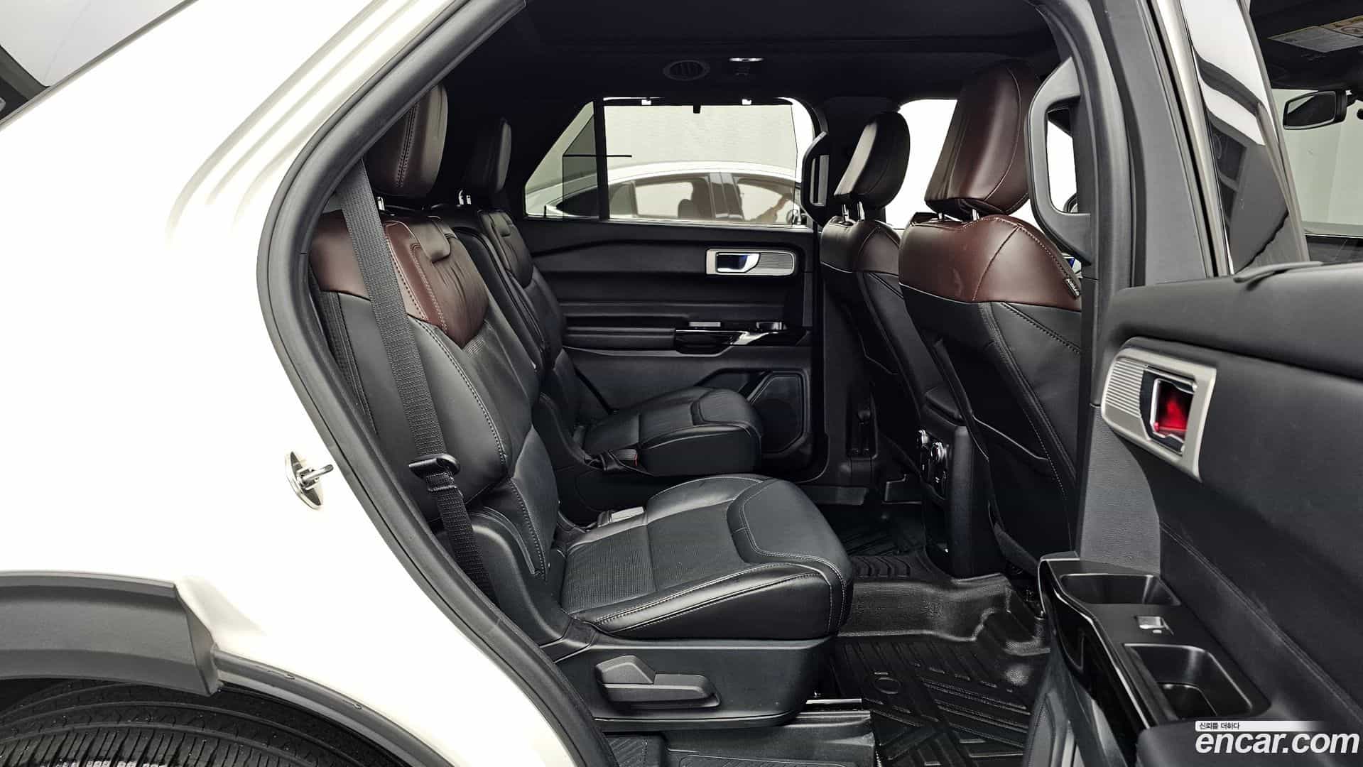 Explorer Ford 2021.9-OPTION-016