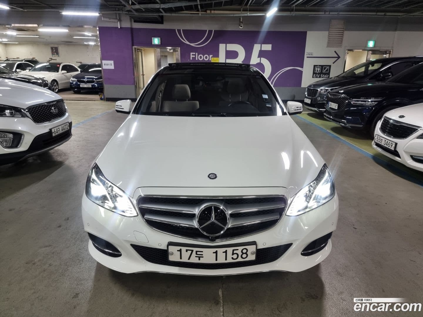 Main__Slider__Photo:E-Class Mercedes-Benz 2014.3-0