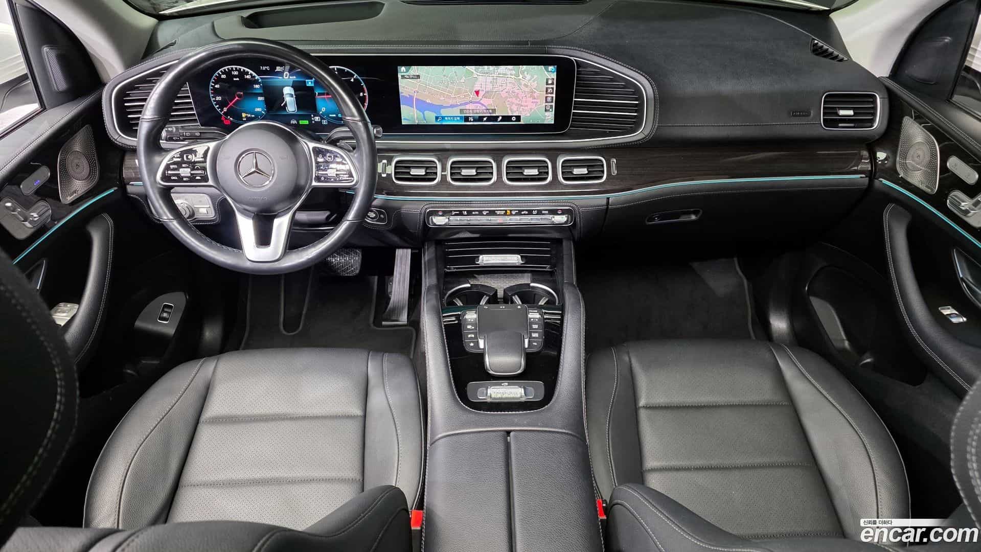 GLE-Class Mercedes-Benz 2023.1-INNER-007
