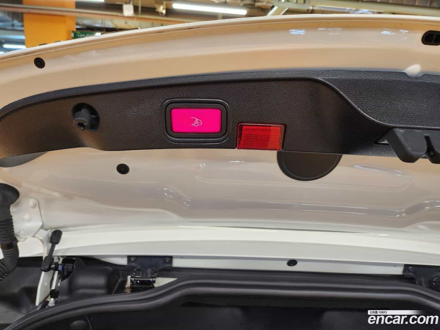 C-Class Mercedes-Benz 2020.3-OPTION-020