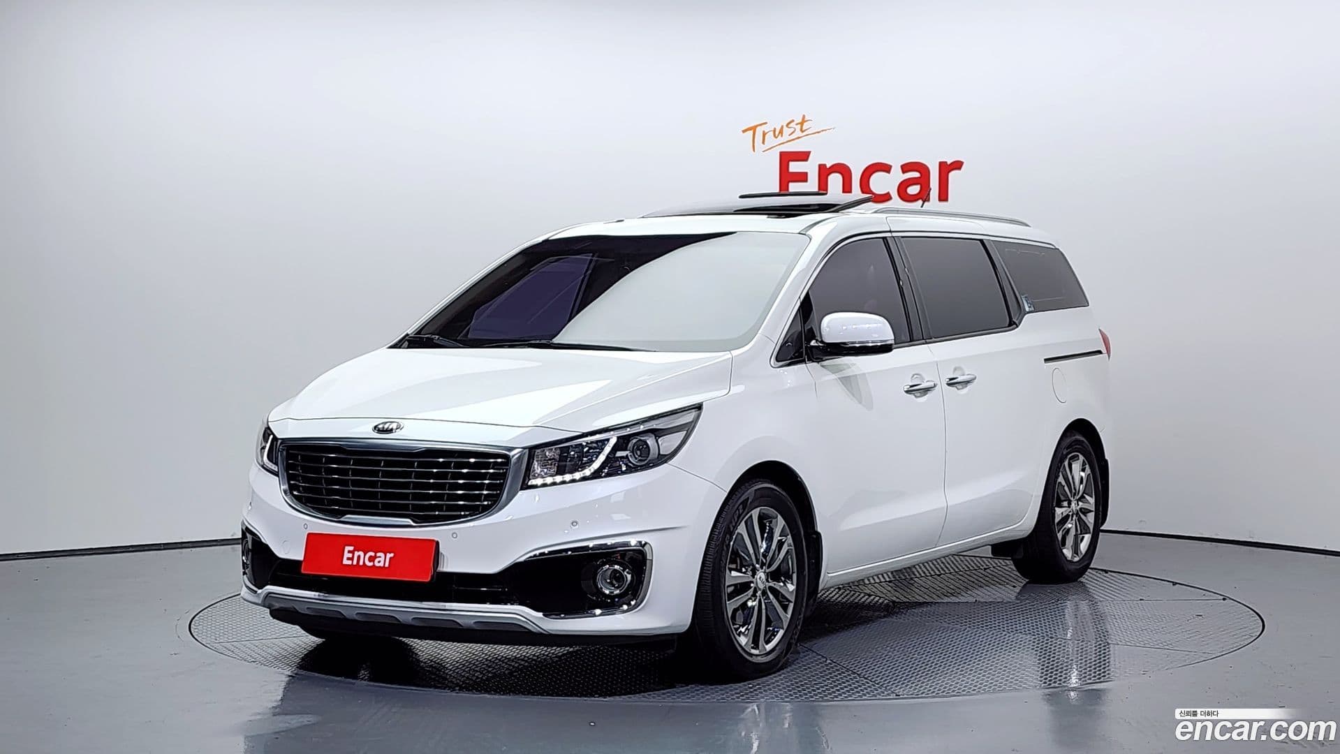 Main__Slider__Photo:Canival Kia 2015.5-0
