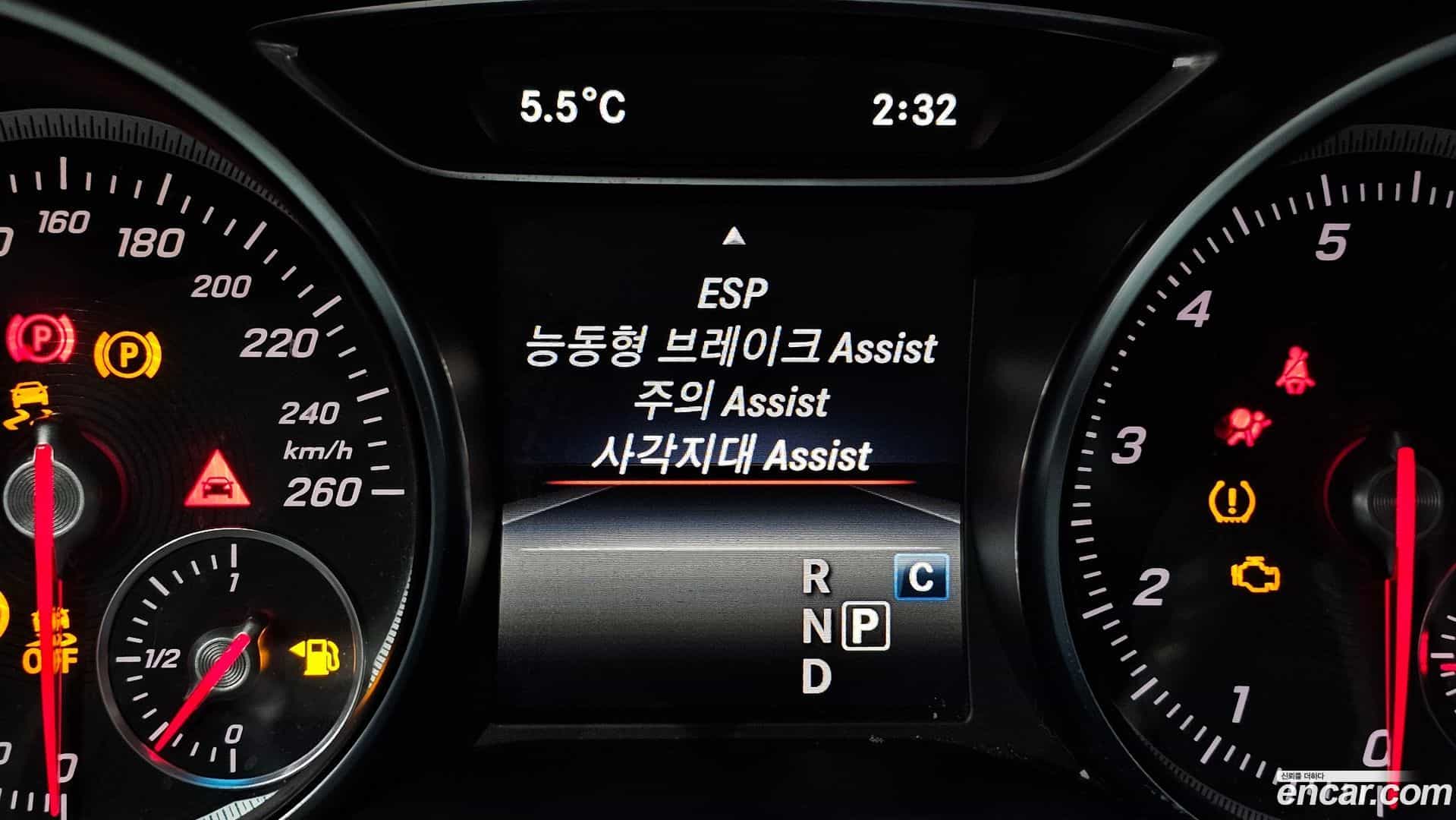 GLA-Class Mercedes-Benz 2018.3-OPTION-020