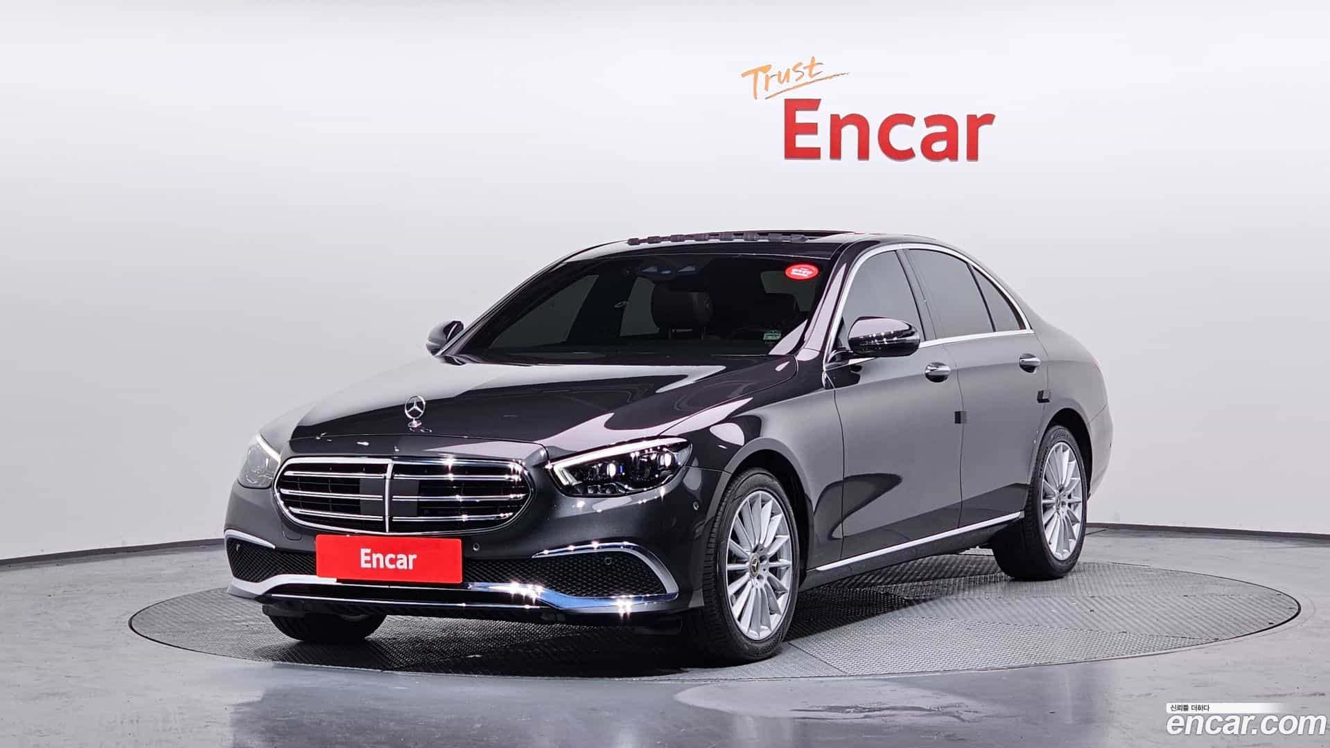E-Class Mercedes-Benz 2020.11-OUTER-001