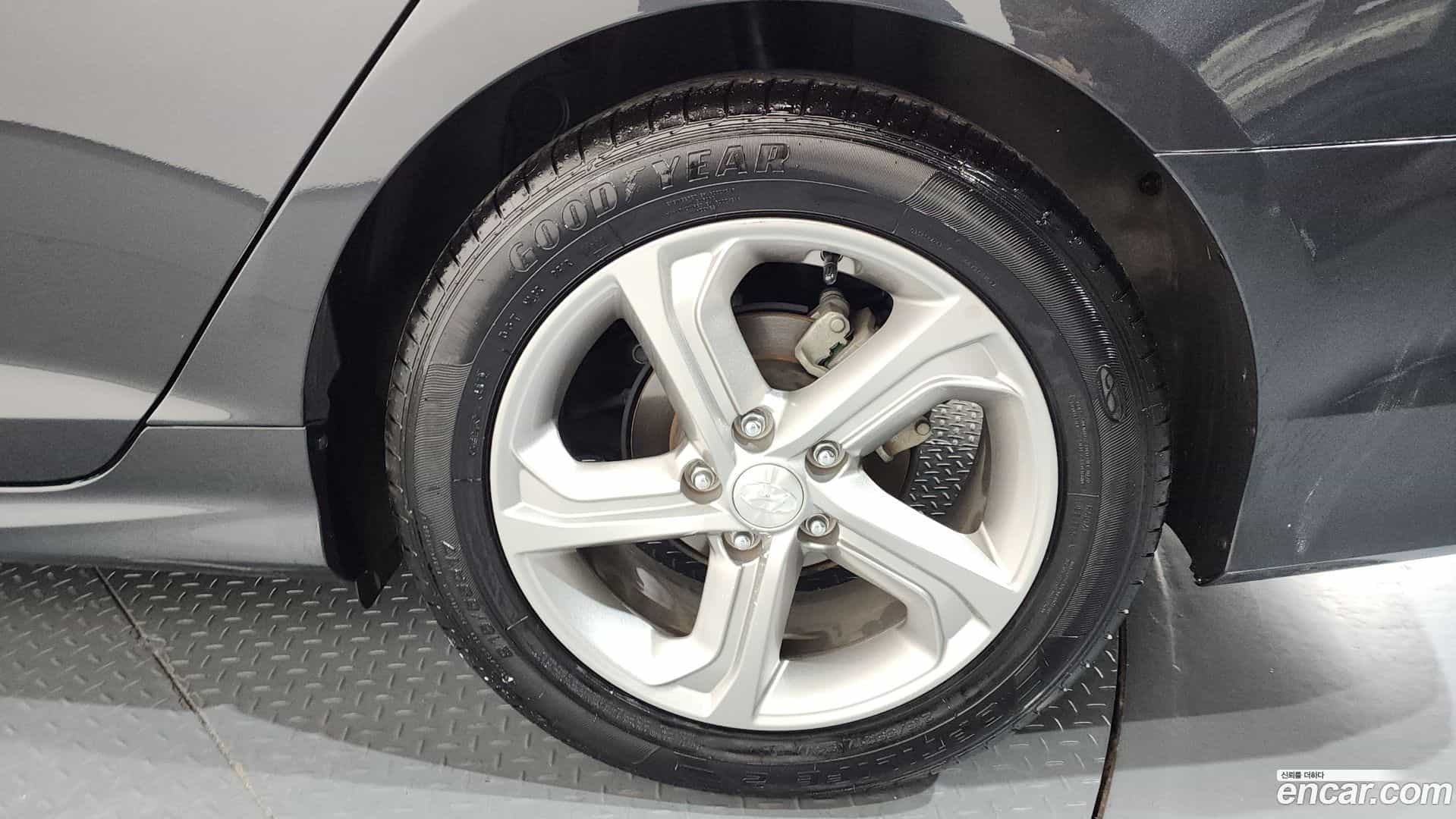 Sonata Hyundai 2017.4-OUTER-005