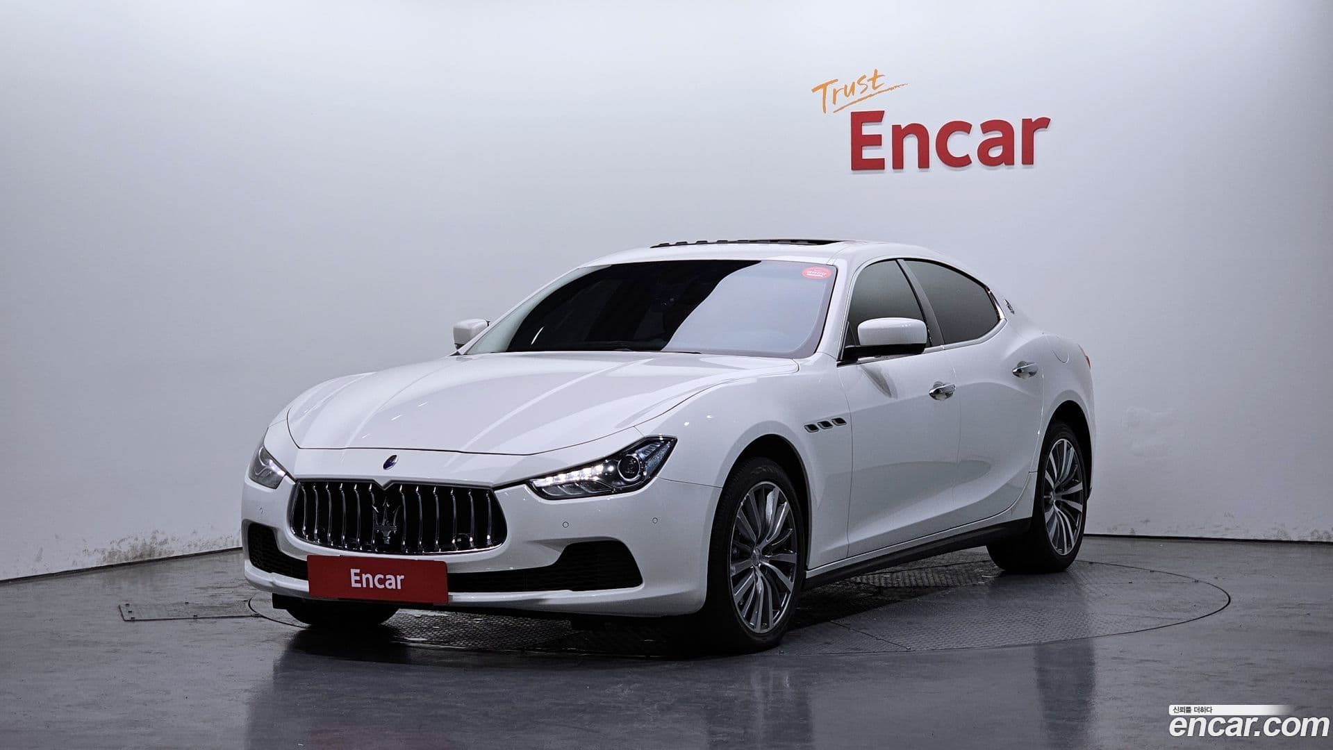 Main__Slider__Photo:Ghibli Maserati 2014.7-0