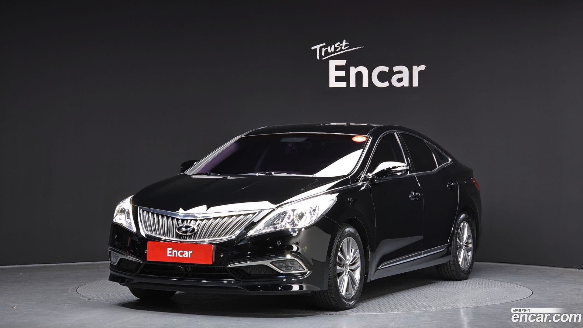 Main__Slider__Photo:Grandeur Hyundai 2016.0-0