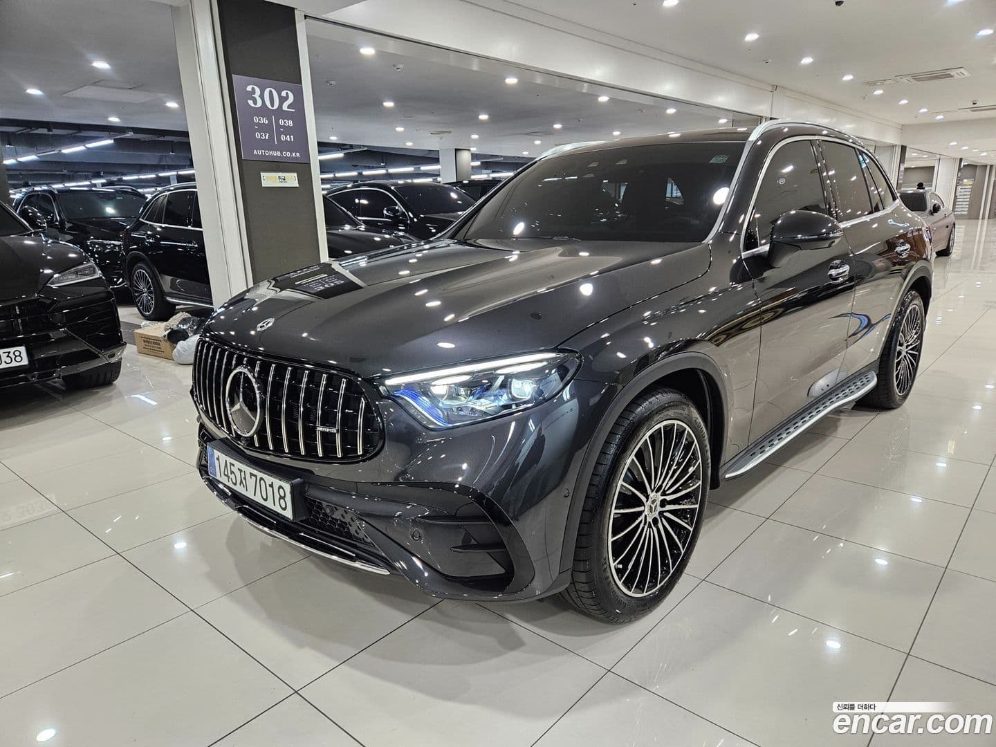 Main__Slider__Photo:GLC-Class Mercedes-Benz 2025.2-0
