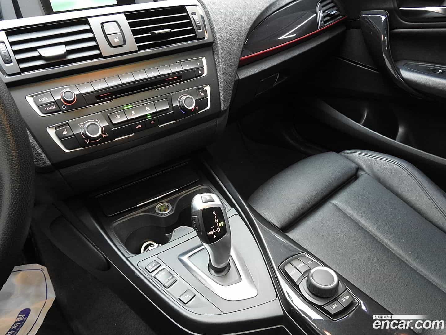 1-Series BMW 2015.2-INNER-009