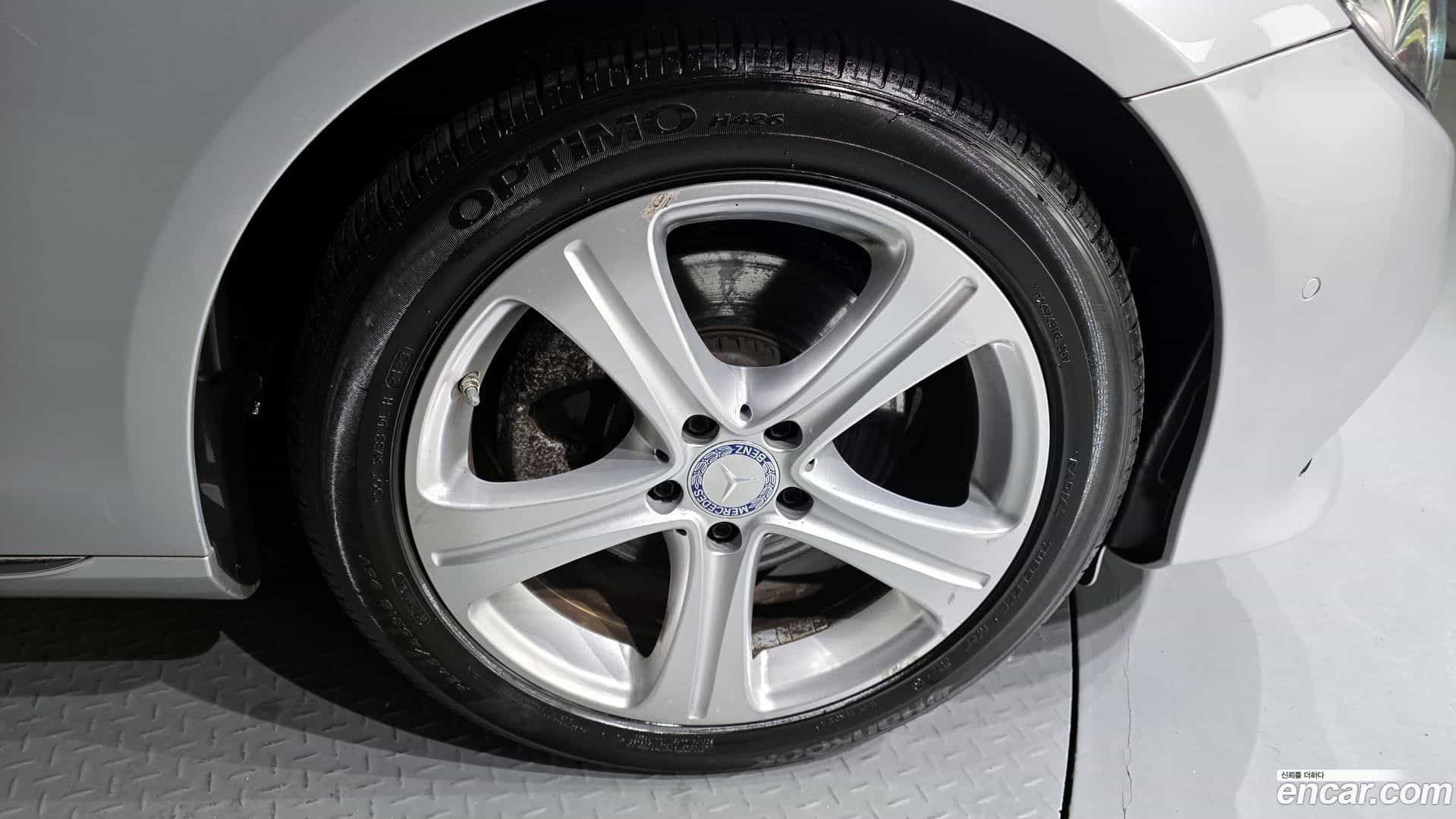 E-Class Mercedes-Benz 2017.1-OUTER-005