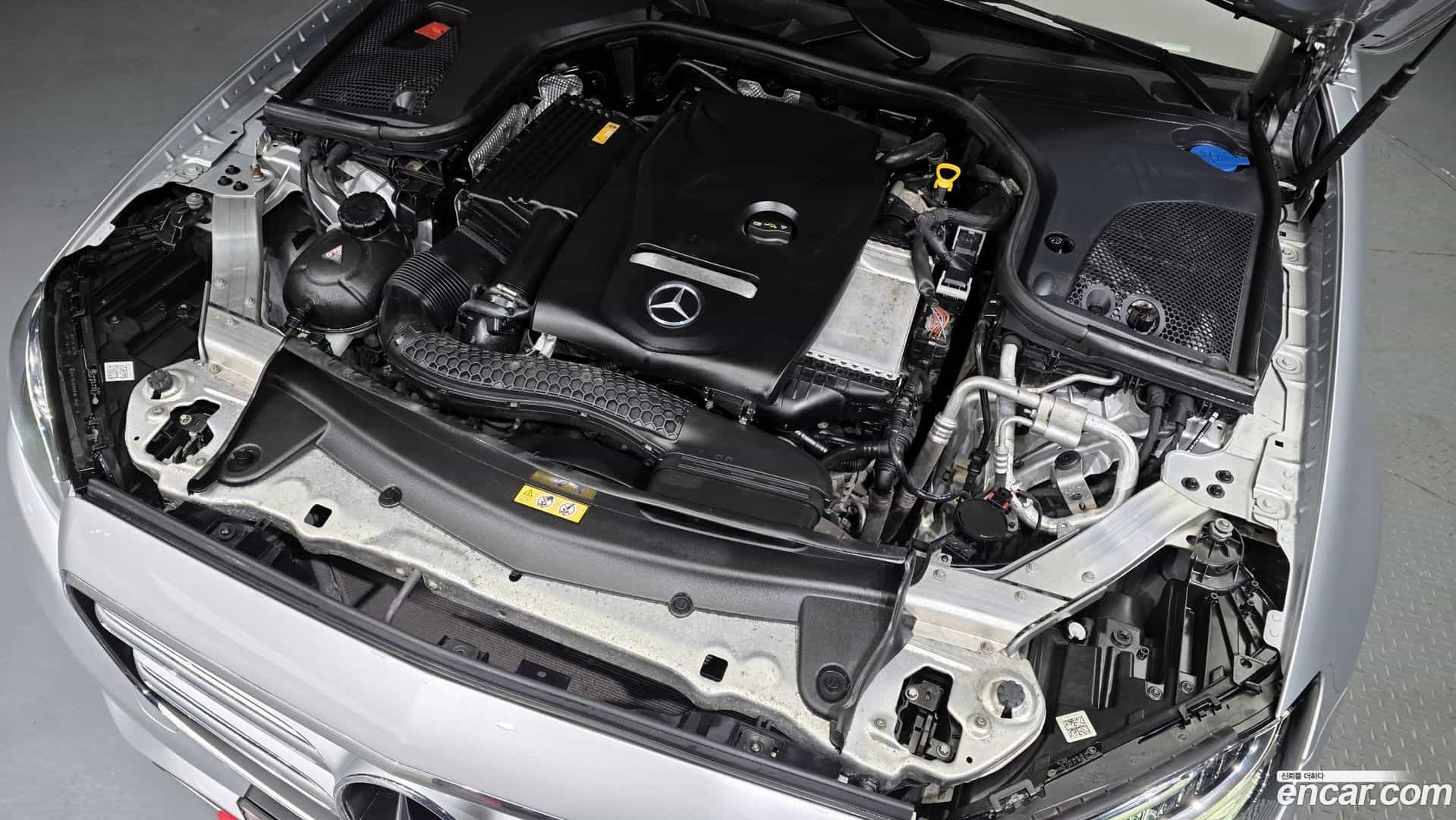 E-Class Mercedes-Benz 2017.1-INNER-006