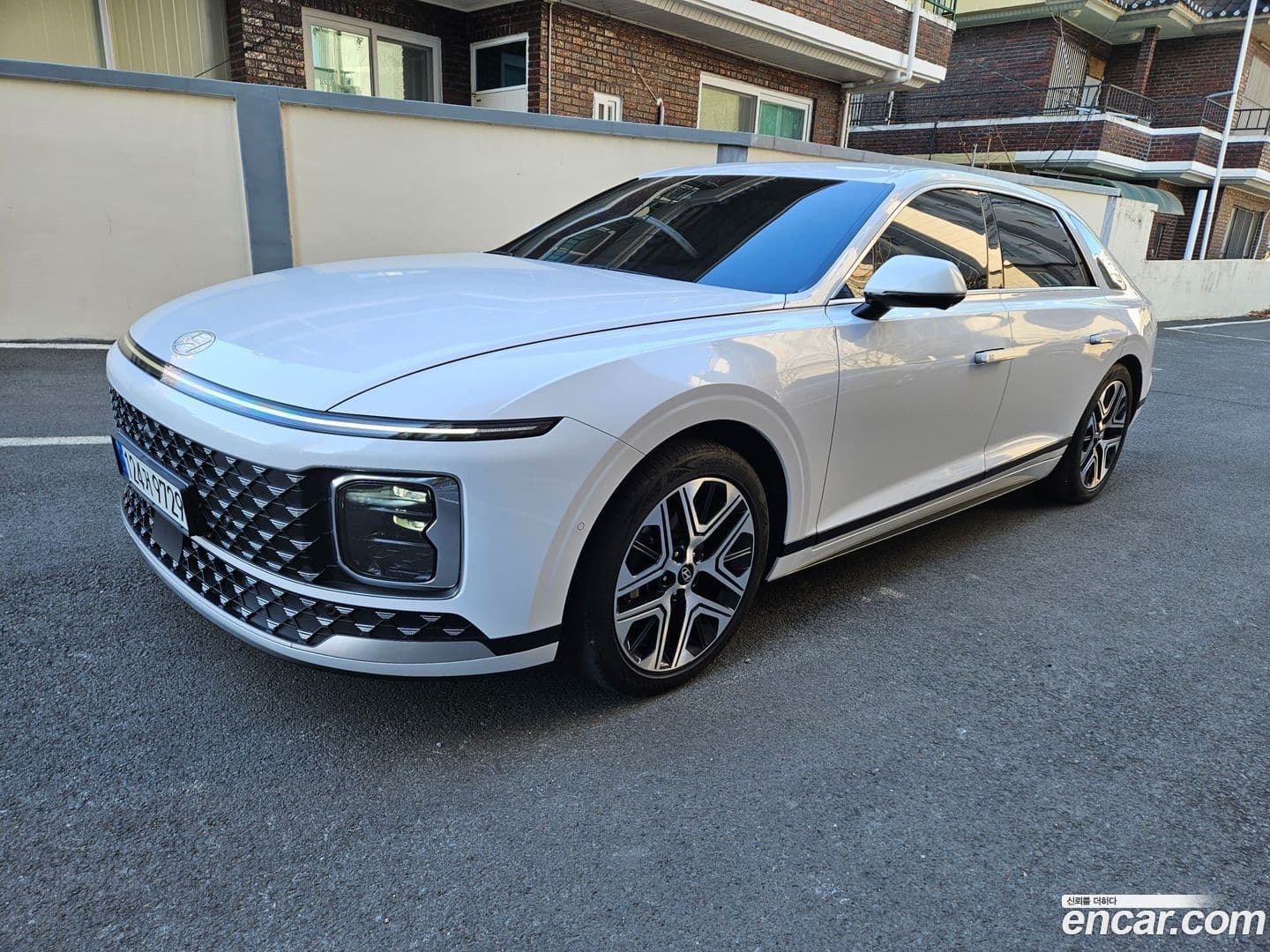 Main__Slider__Photo:Grandeur Hyundai 2023.5-0