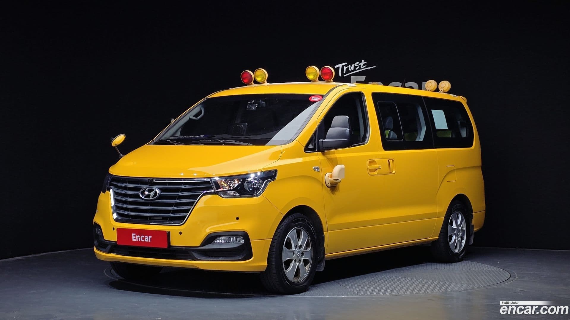 Main__Slider__Photo:Starex Hyundai 2019.3-0