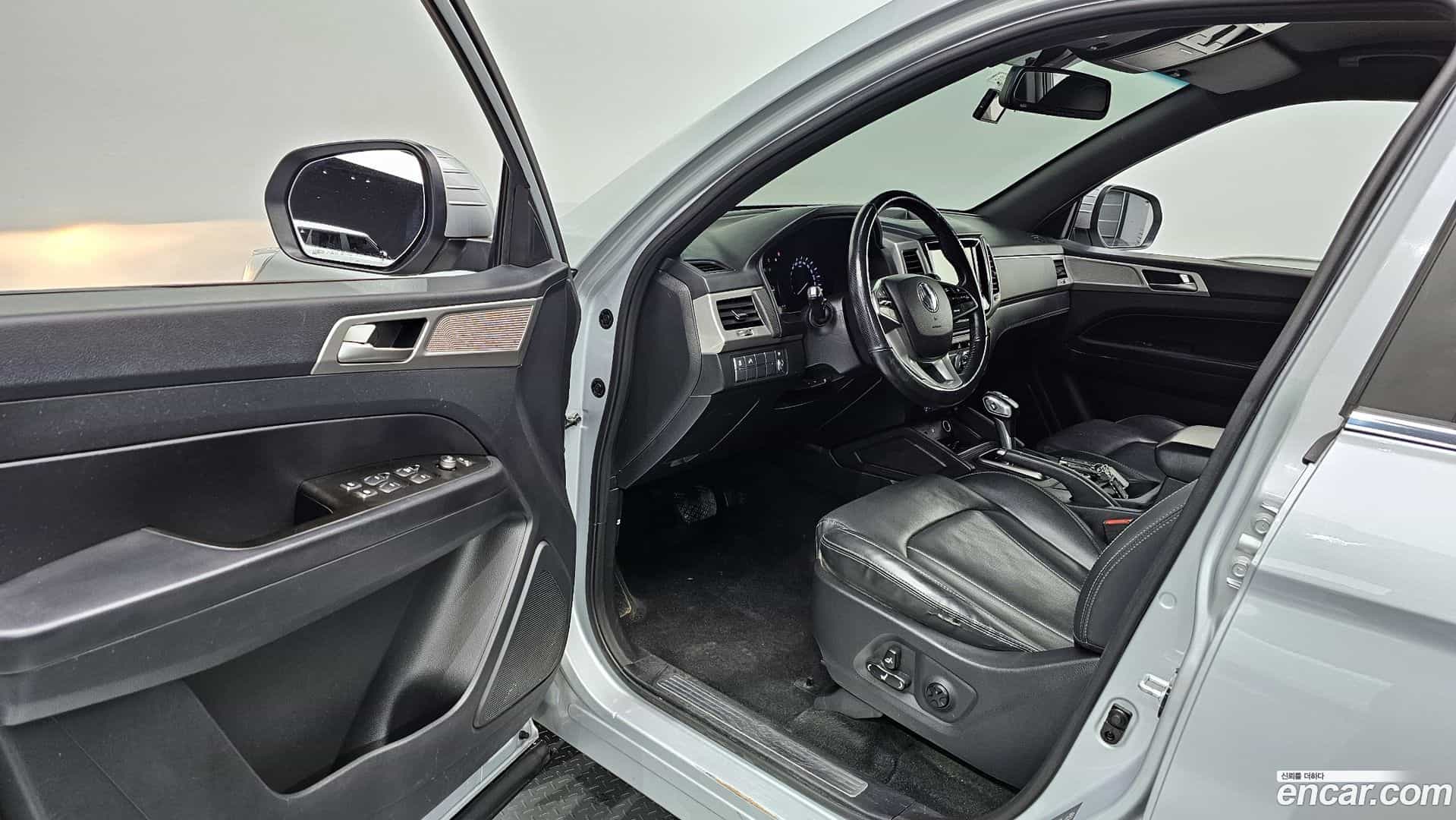 Rexton KG Mobility 2019.2-OPTION-015