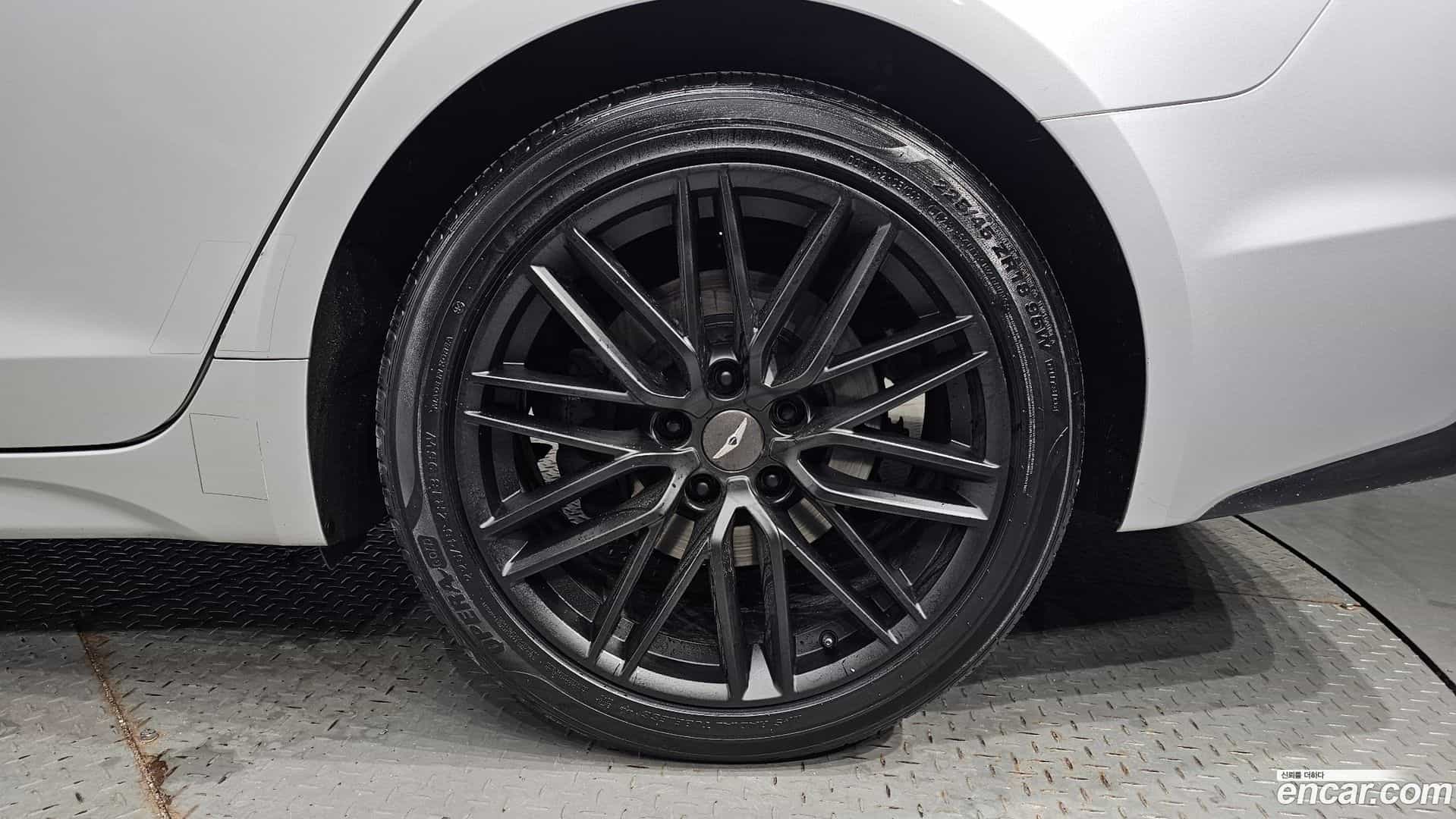 G70 Genesis 2019.2-OUTER-005