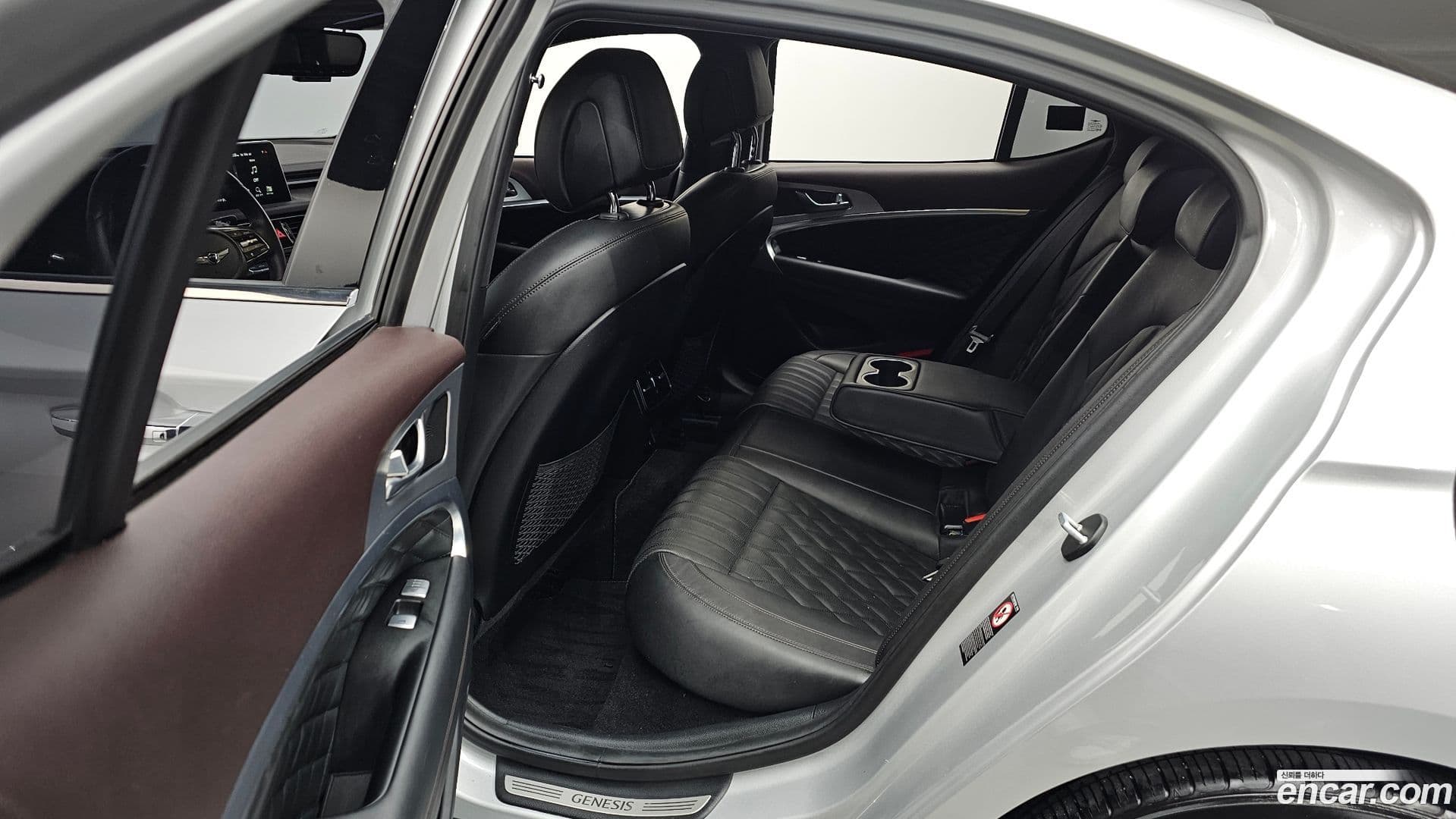 Main__Slider__Photo:G70 Genesis 2019.2-10