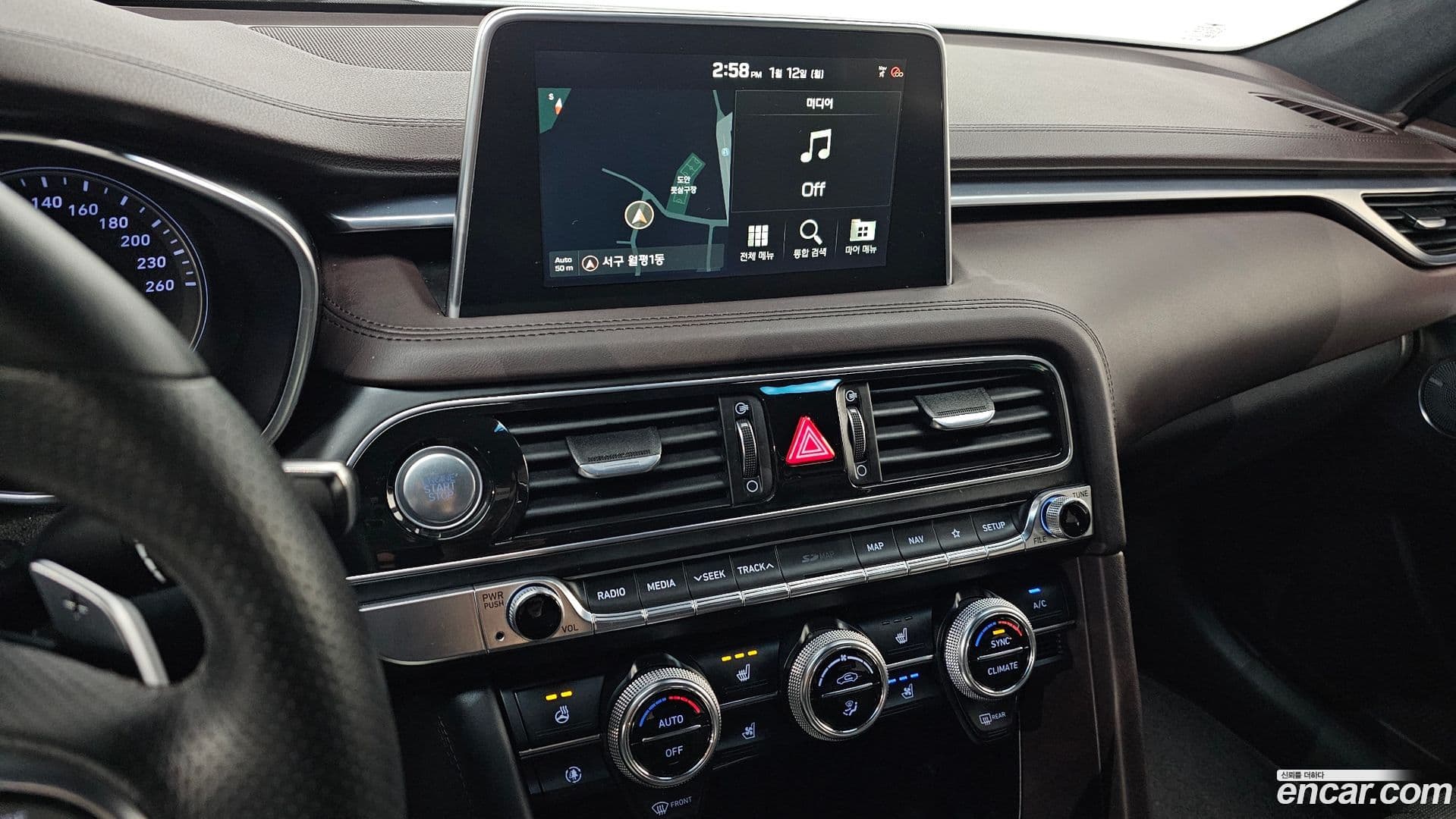 Main__Slider__Photo:G70 Genesis 2019.2-16