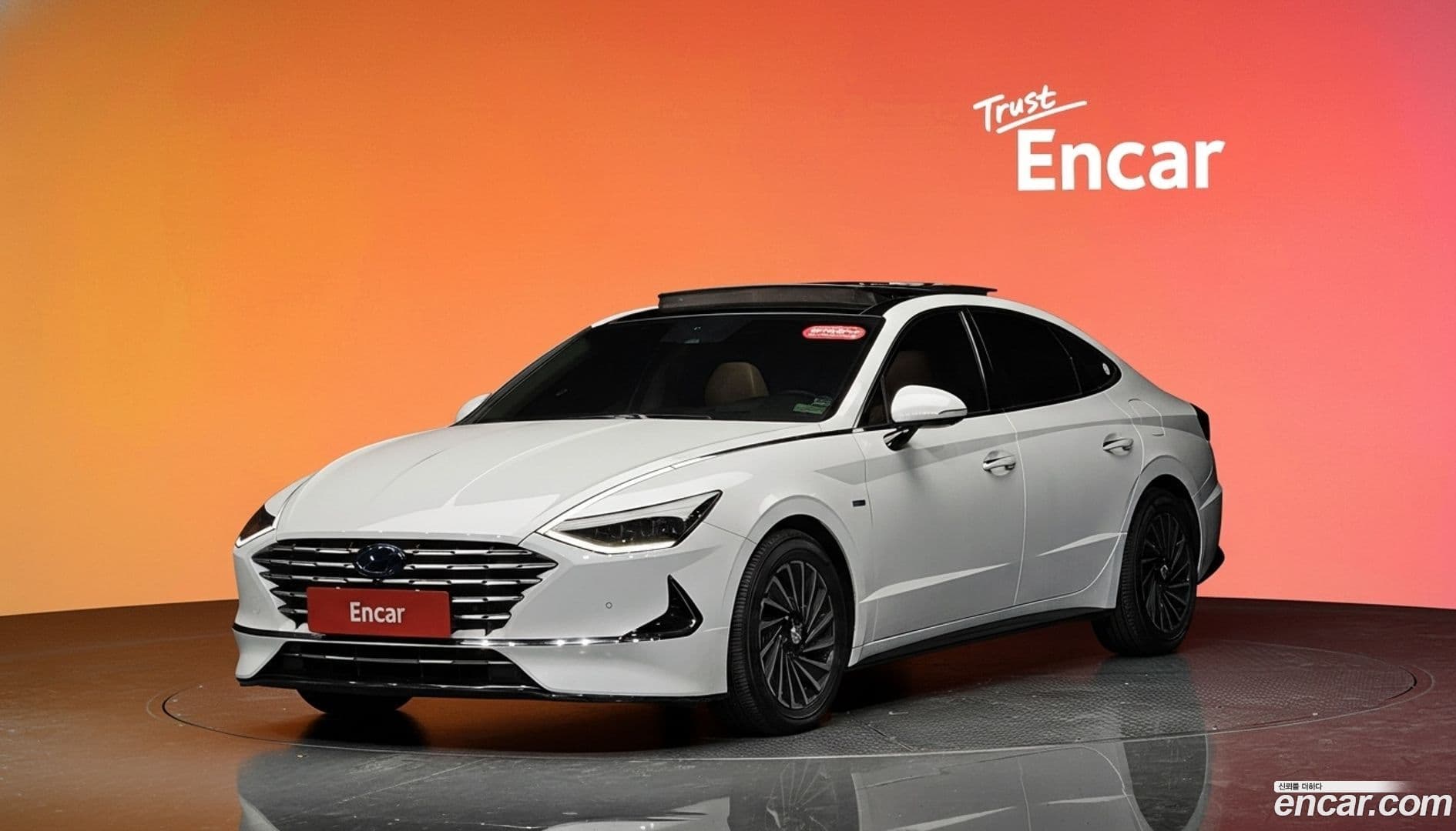 Main__Slider__Photo:Sonata Hyundai 2019.8-0