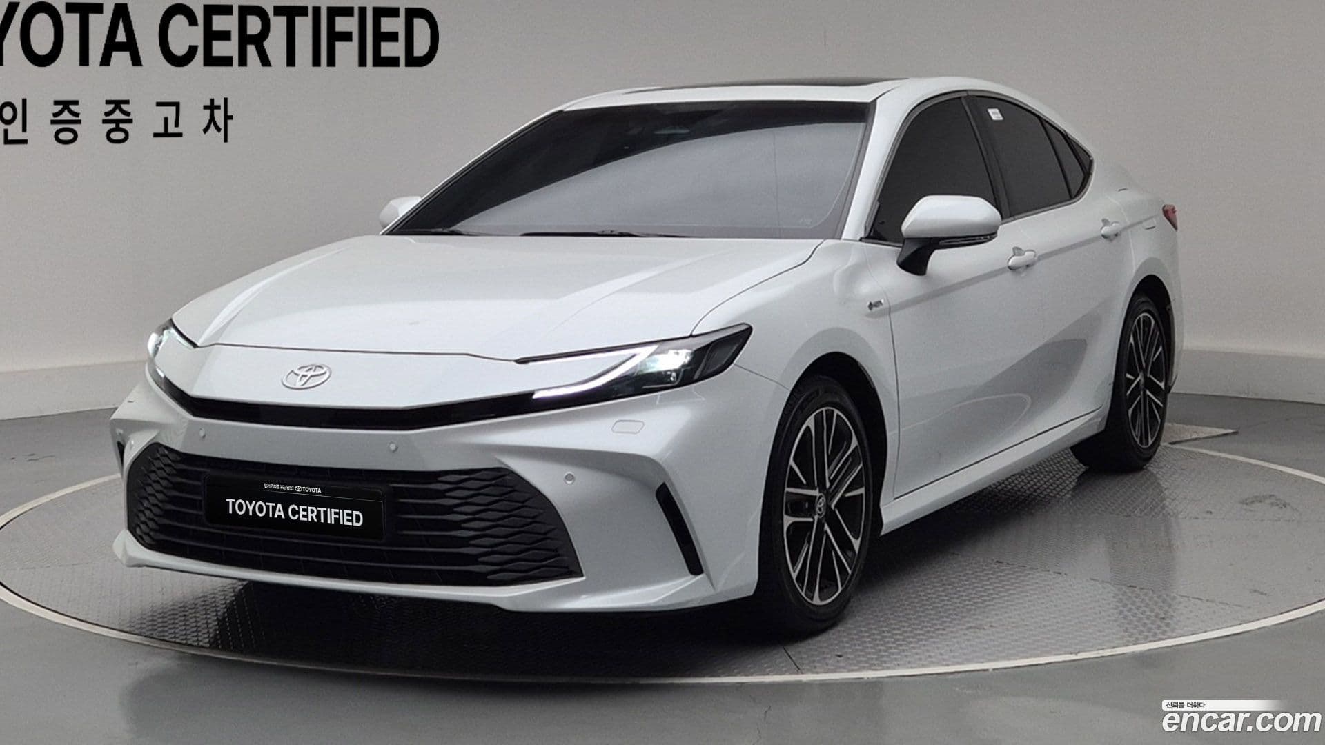 Main__Slider__Photo:Camry Toyota 2025.3-0