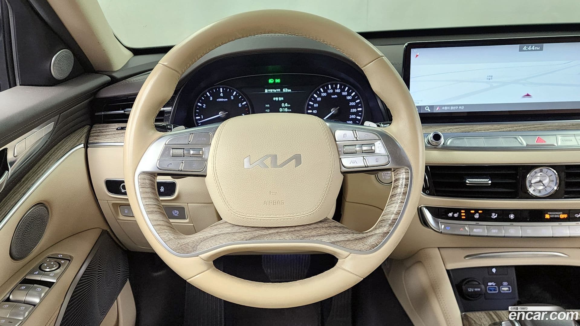 Main__Slider__Photo:K9 Kia 2021.11-12