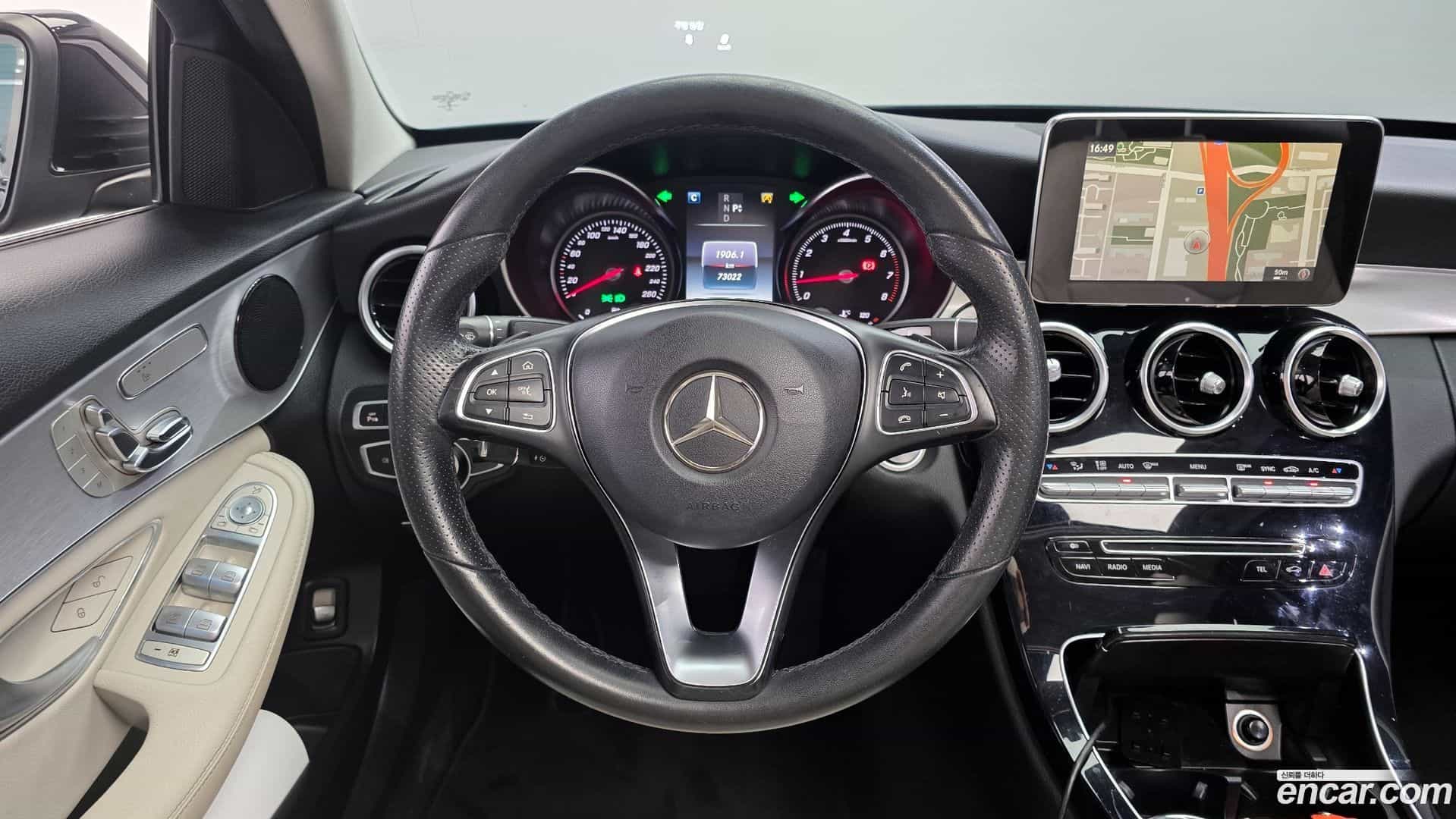C-Class Mercedes-Benz 2017.0-OPTION-017
