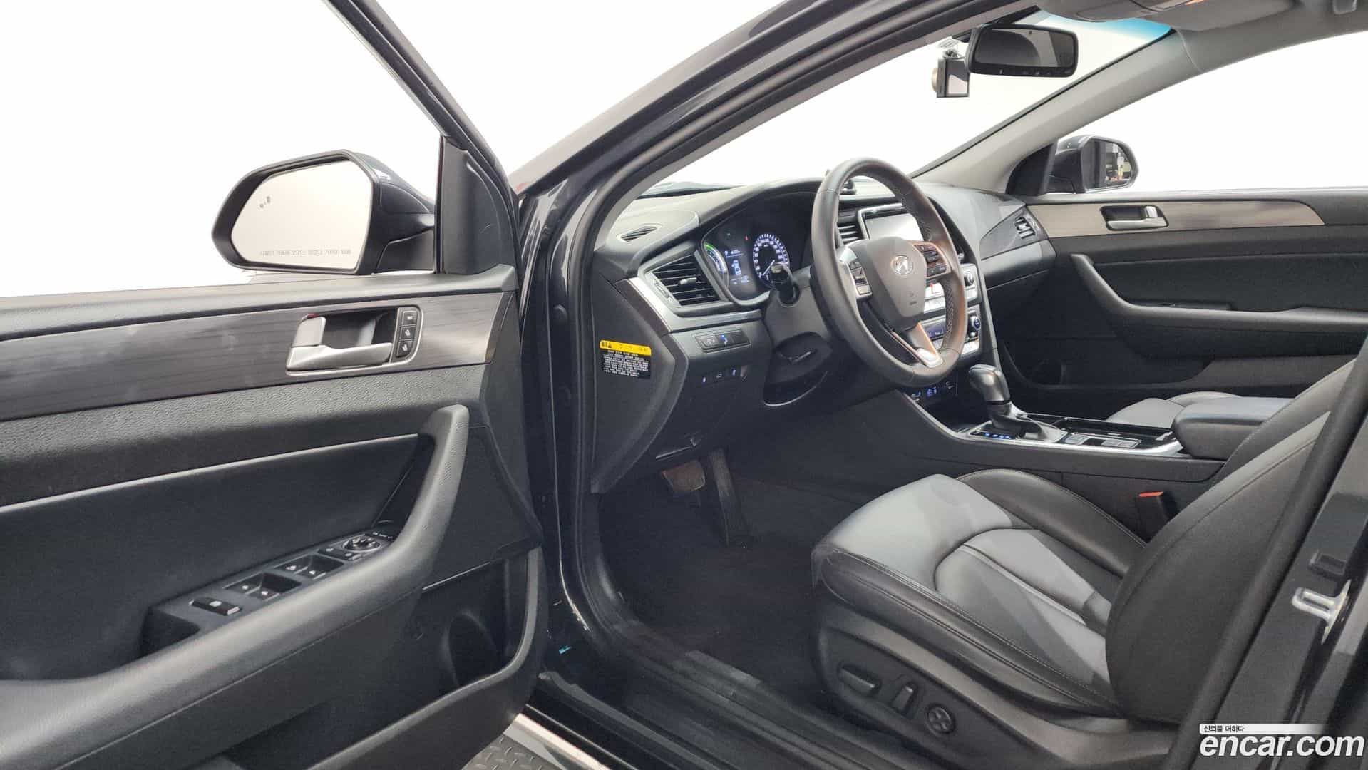 Sonata Hyundai 2018.8-INNER-010