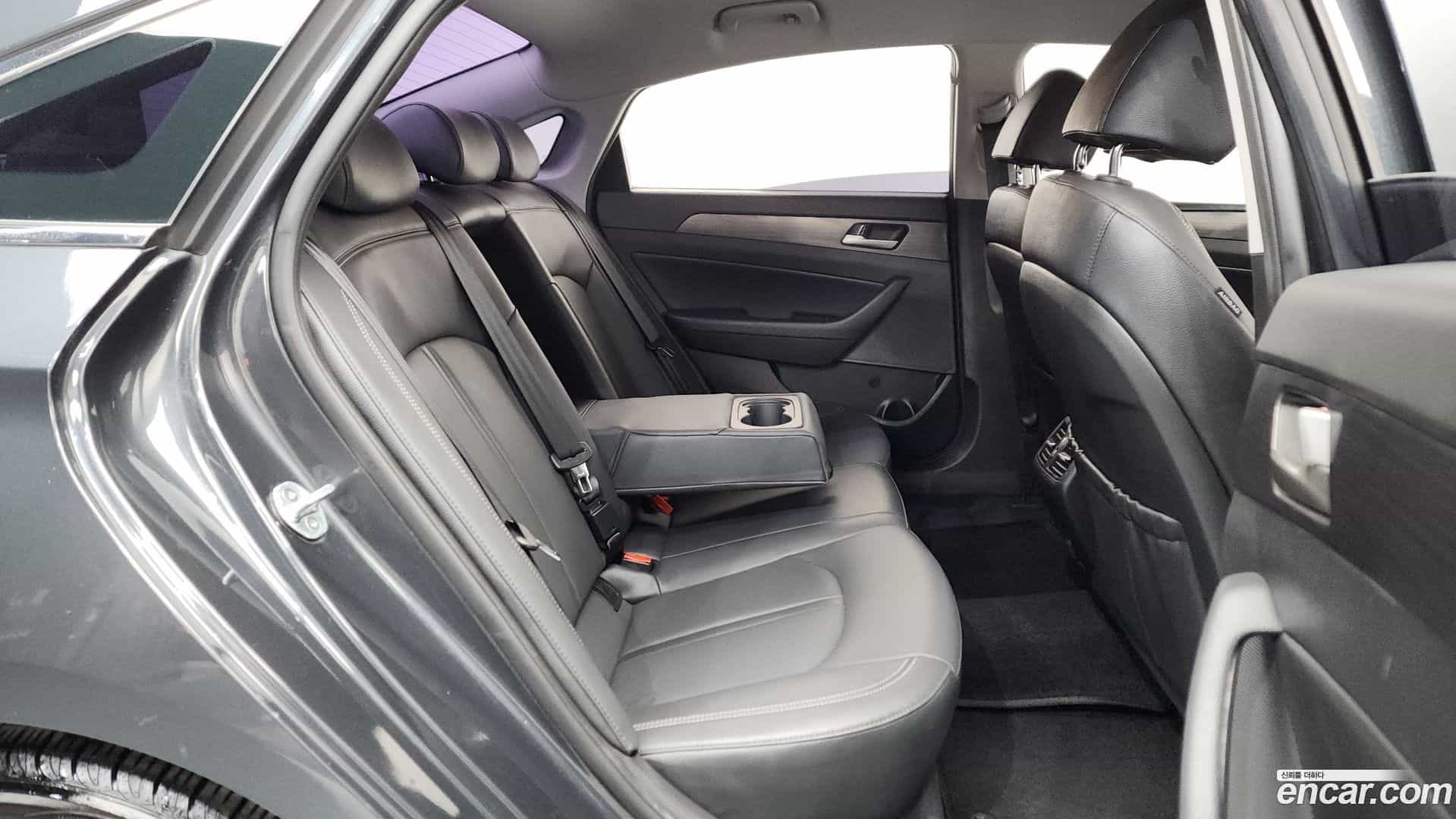 Sonata Hyundai 2018.8-OPTION-016