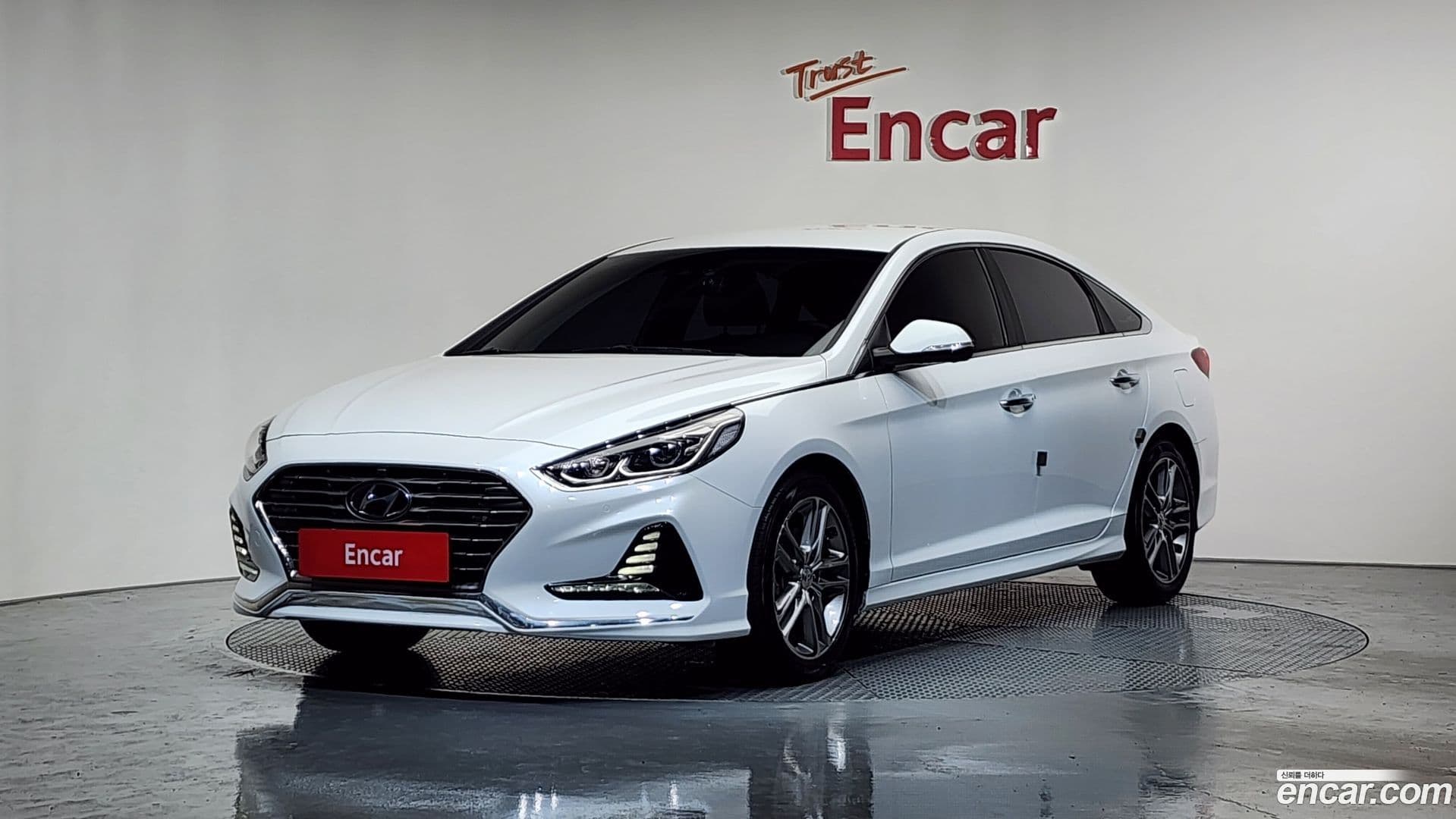 Main__Slider__Photo:Sonata Hyundai 2018.4-0