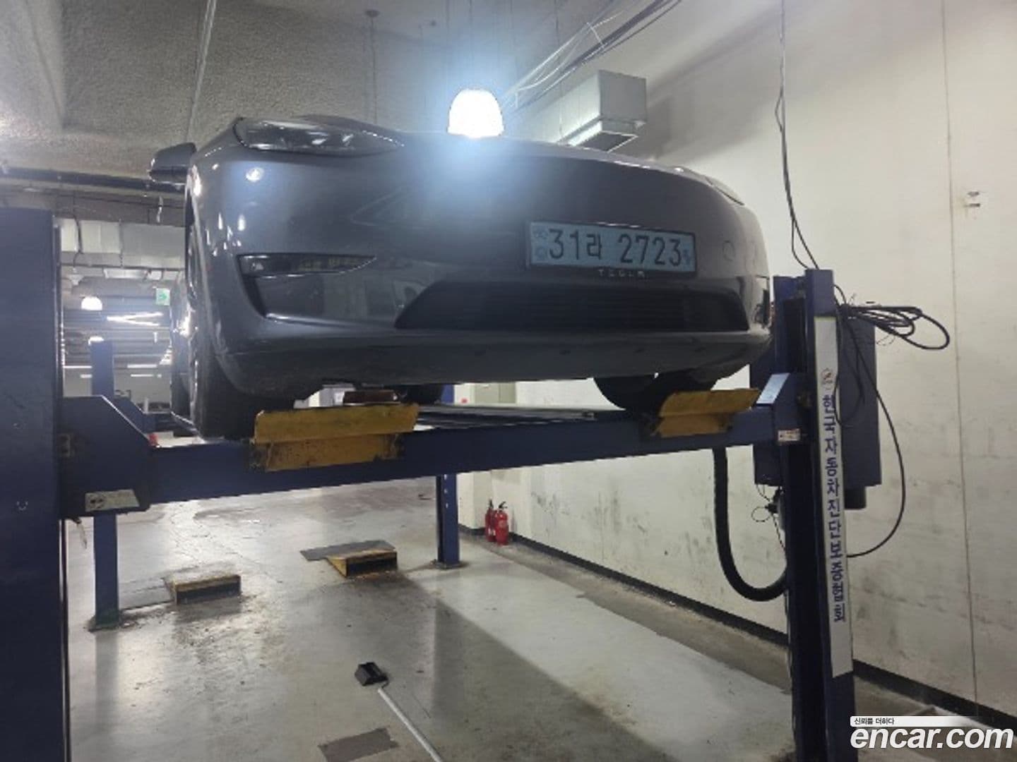 Main__Slider__Photo:Model Y Tesla 2022.7-0
