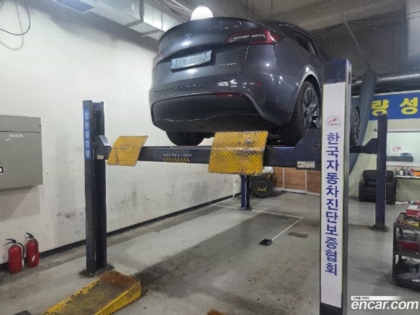Model Y Tesla 2022.7-OUTER-002