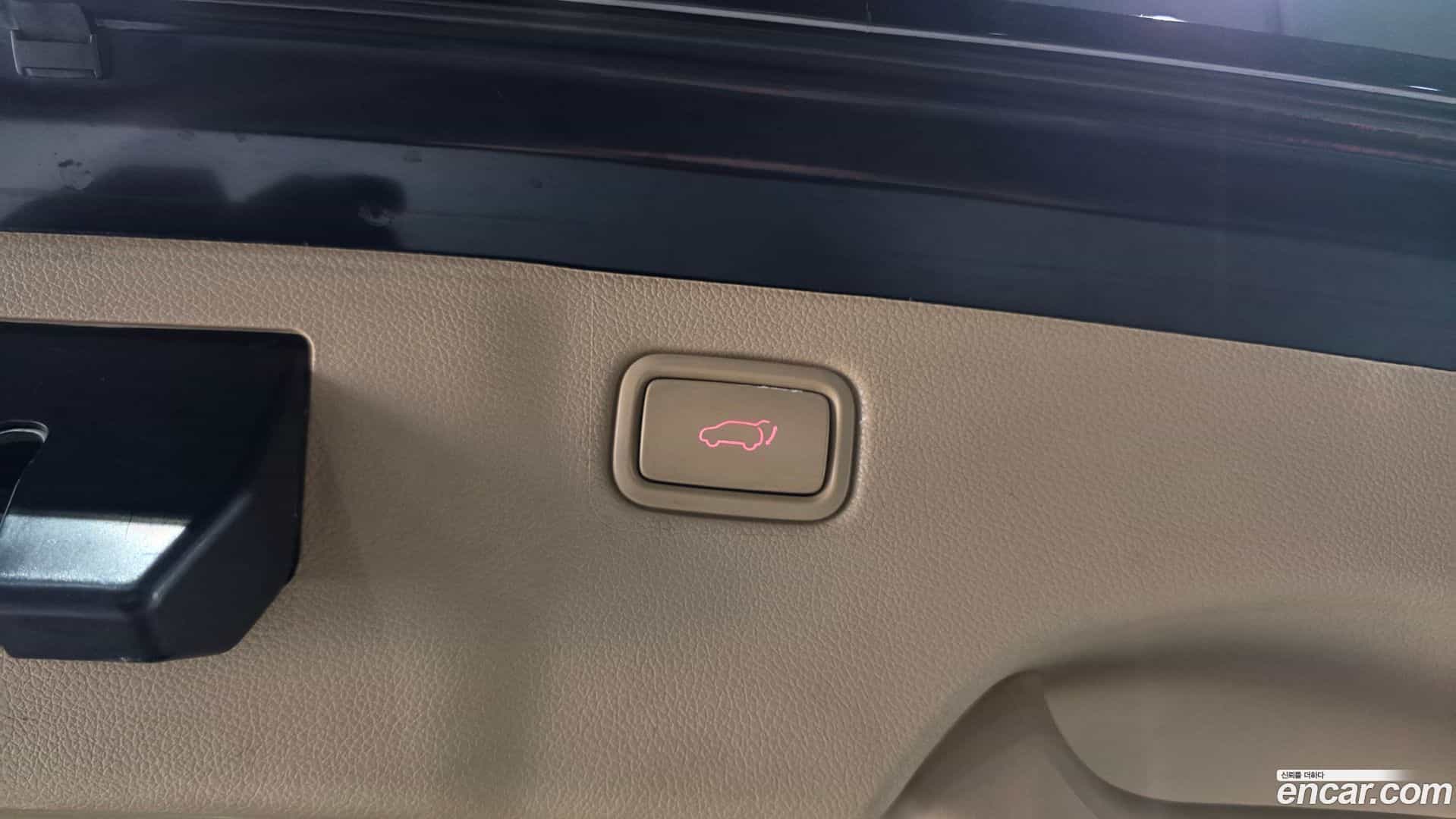 Canival Kia 2015.8-OPTION-024