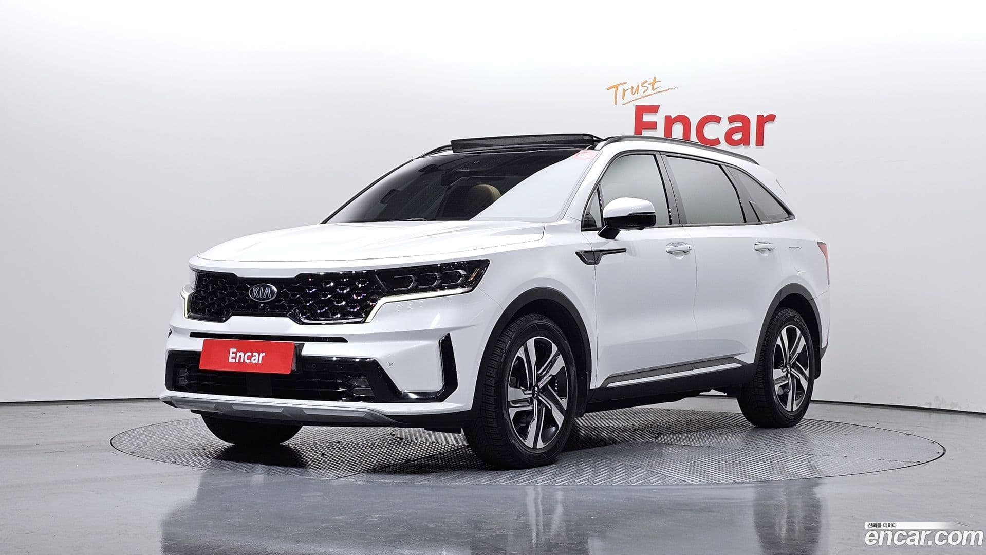 Main__Slider__Photo:Sorento Kia 2020.10-0